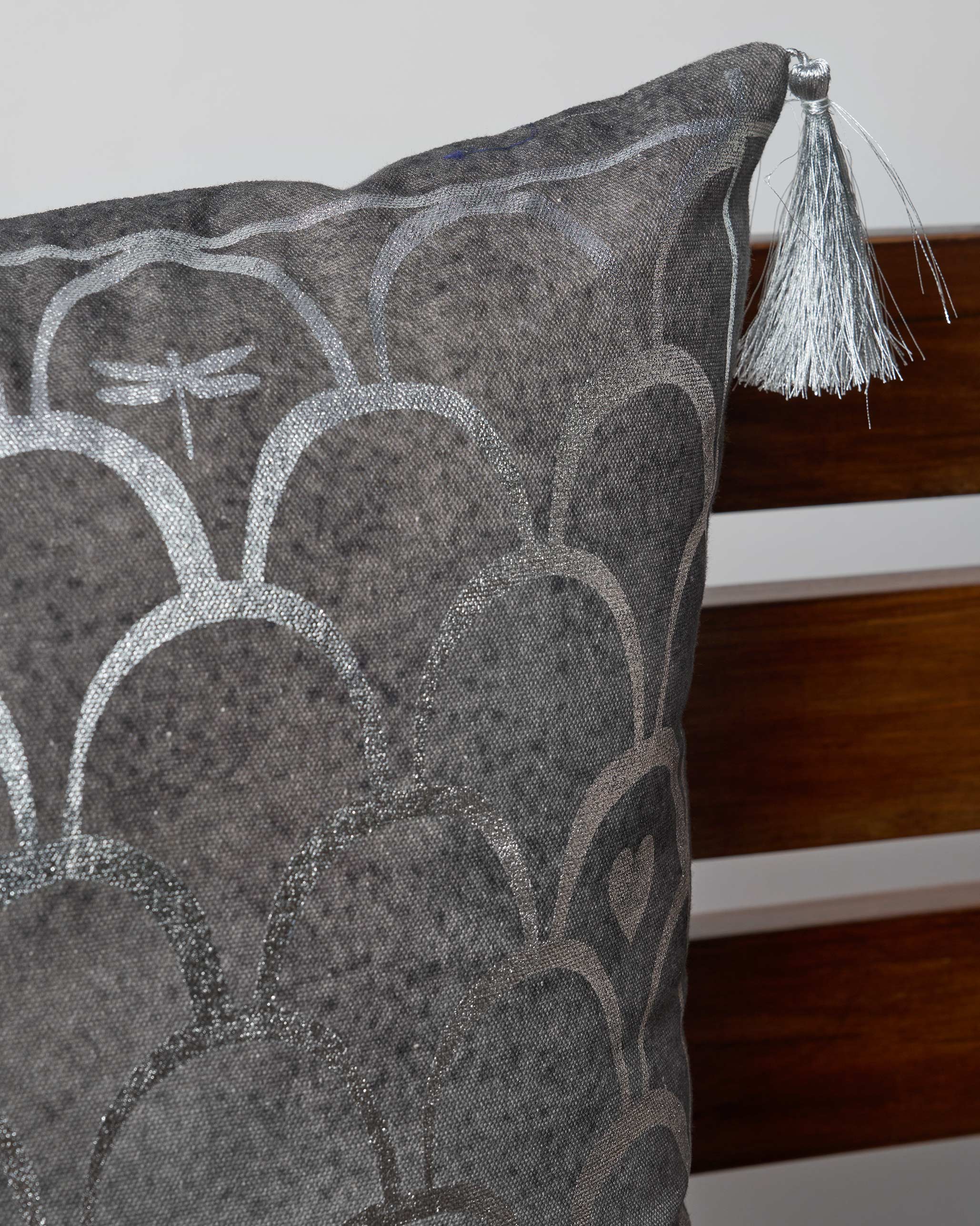 Saral Cushion Cover - Image 3