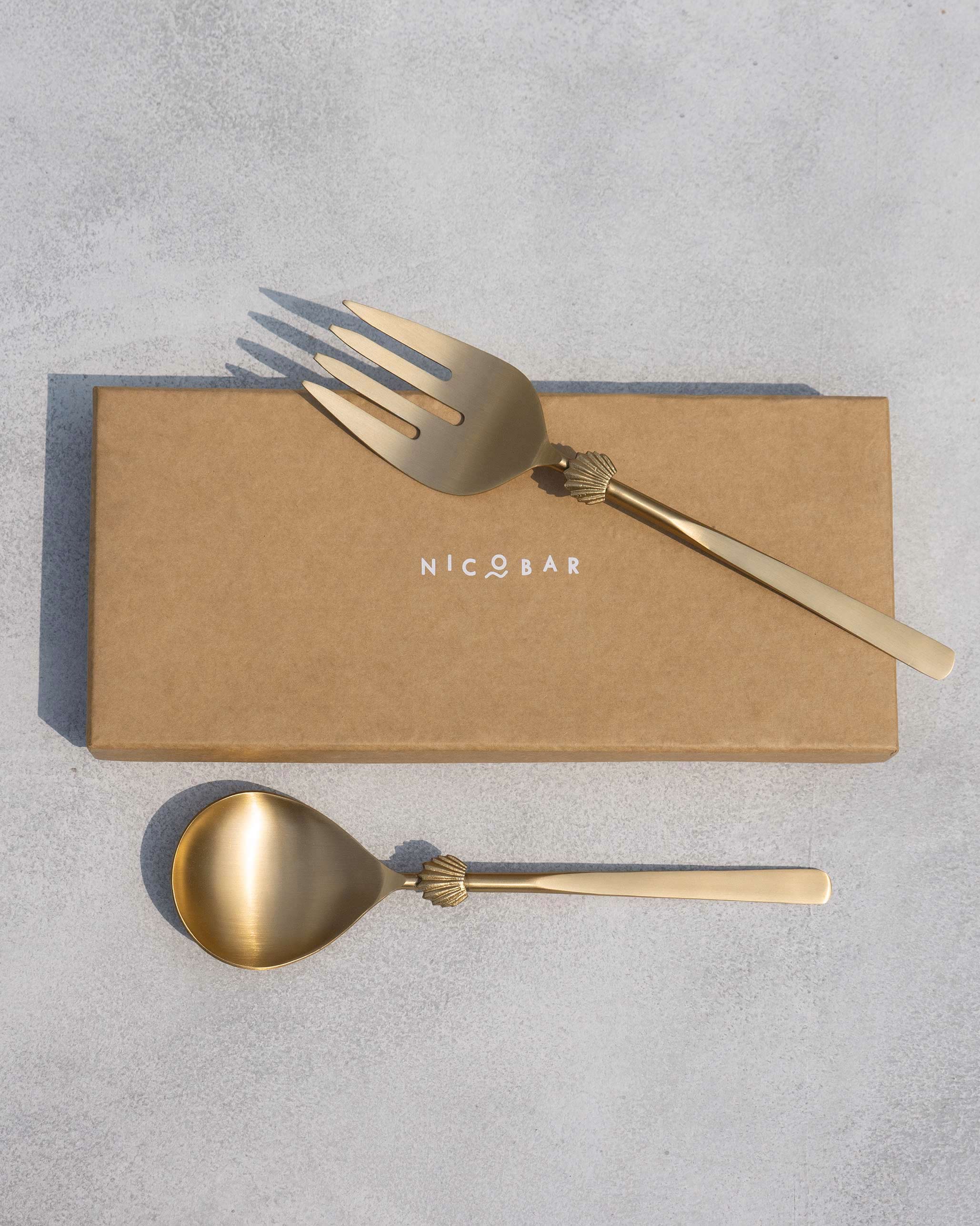 Seashell Salad Server - Image 3