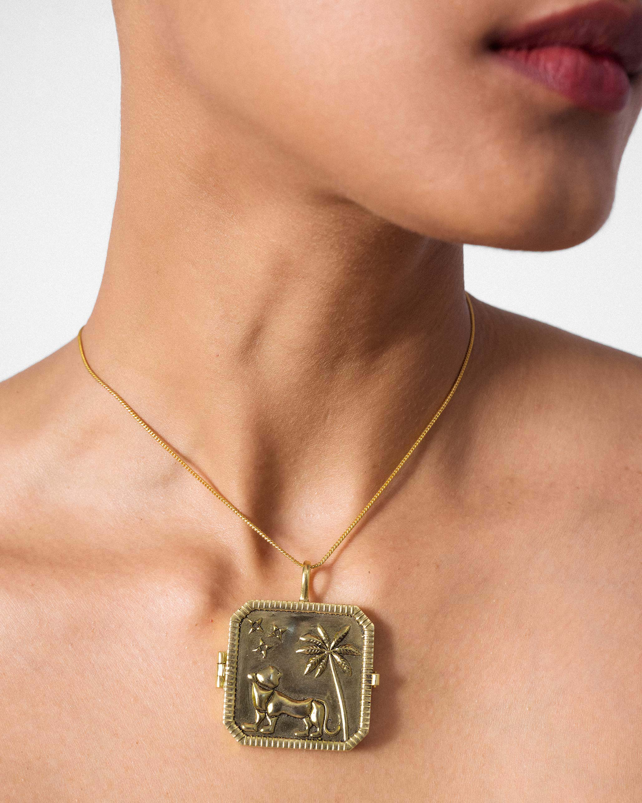 Sher Singh Locket - Gold - Image 3