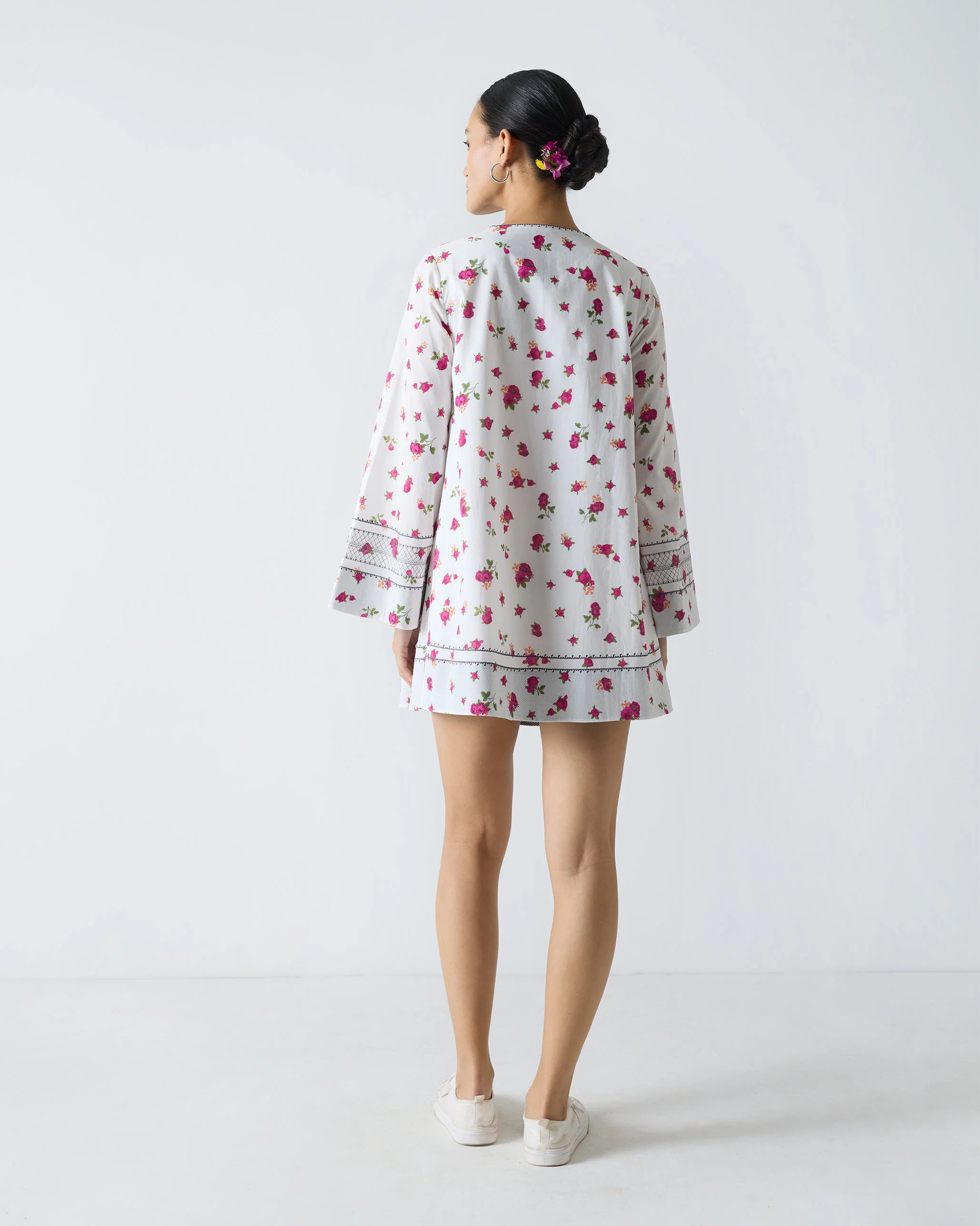 Shiro Beach Dress - White & Fuchsia Print - Image 5