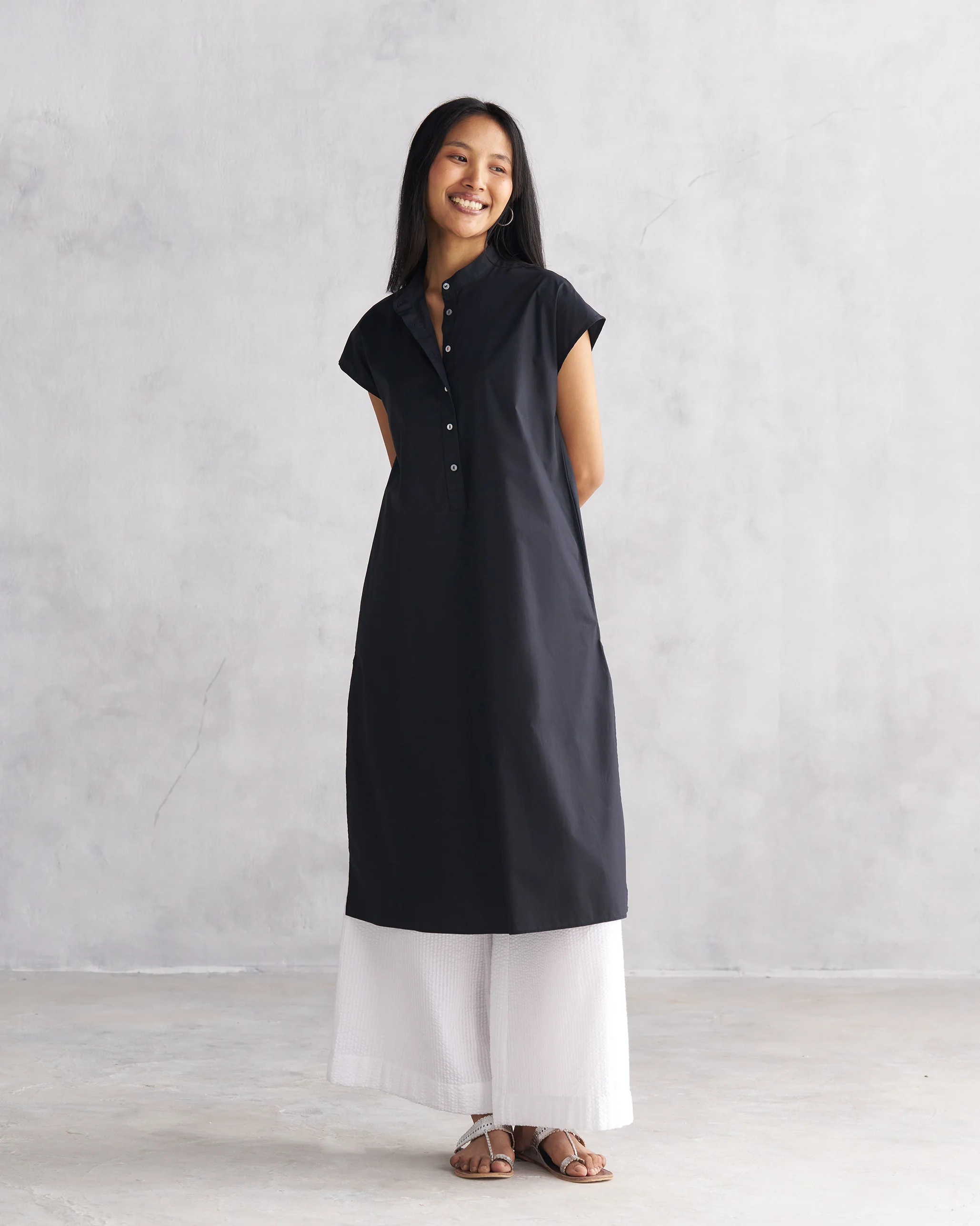 Short Sleeve Kurta - Black - Image 5