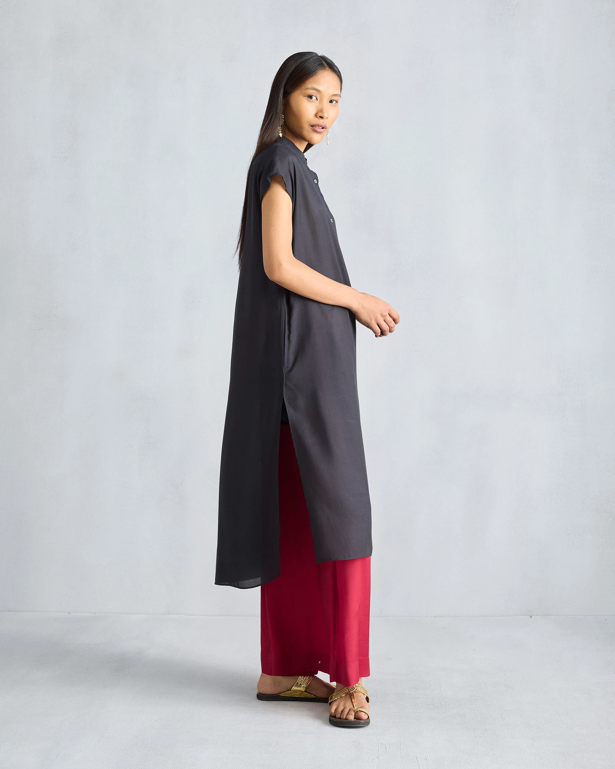 Short Sleeve Kurta - Black - Image 3
