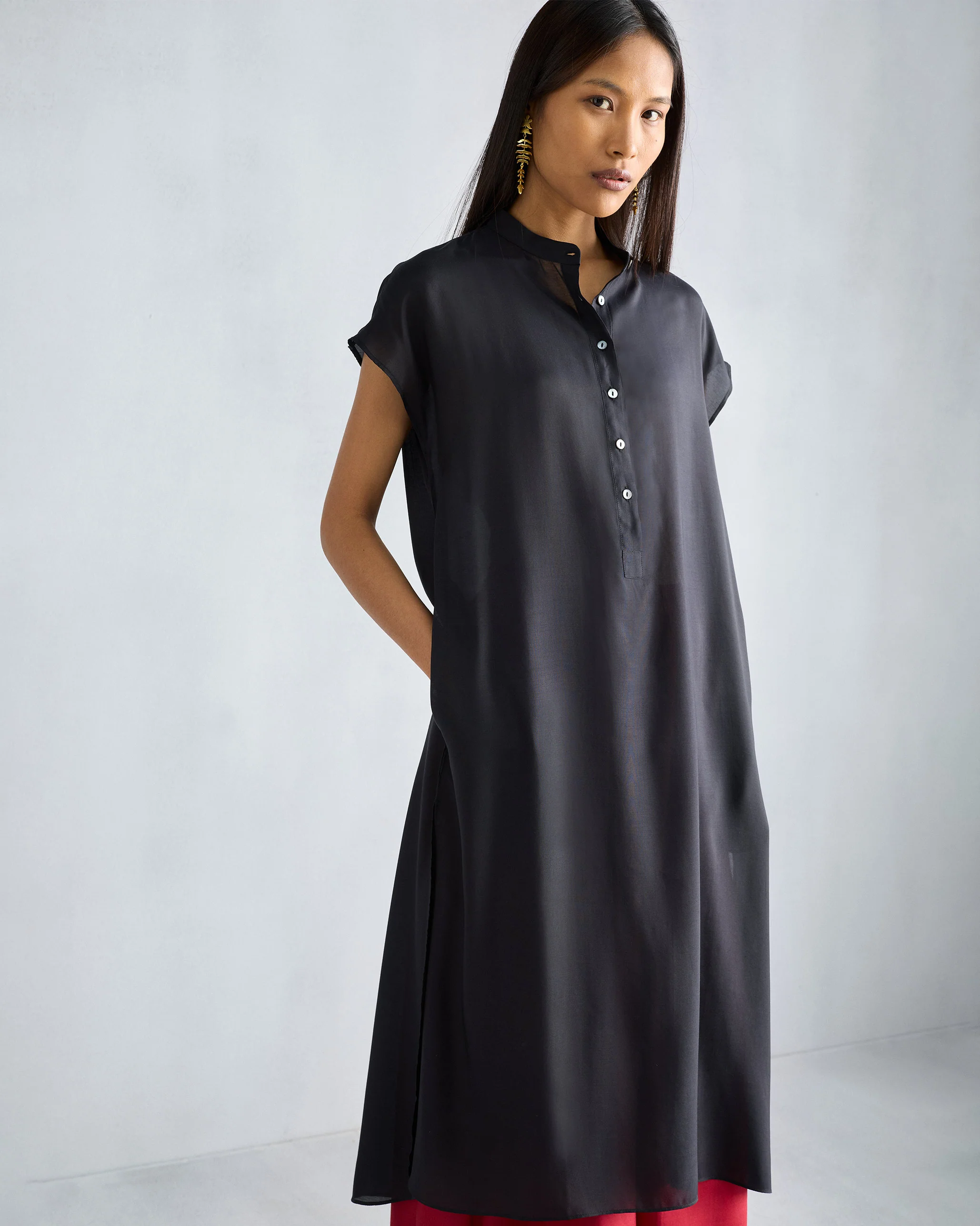 Short Sleeve Kurta - Black - Image 4