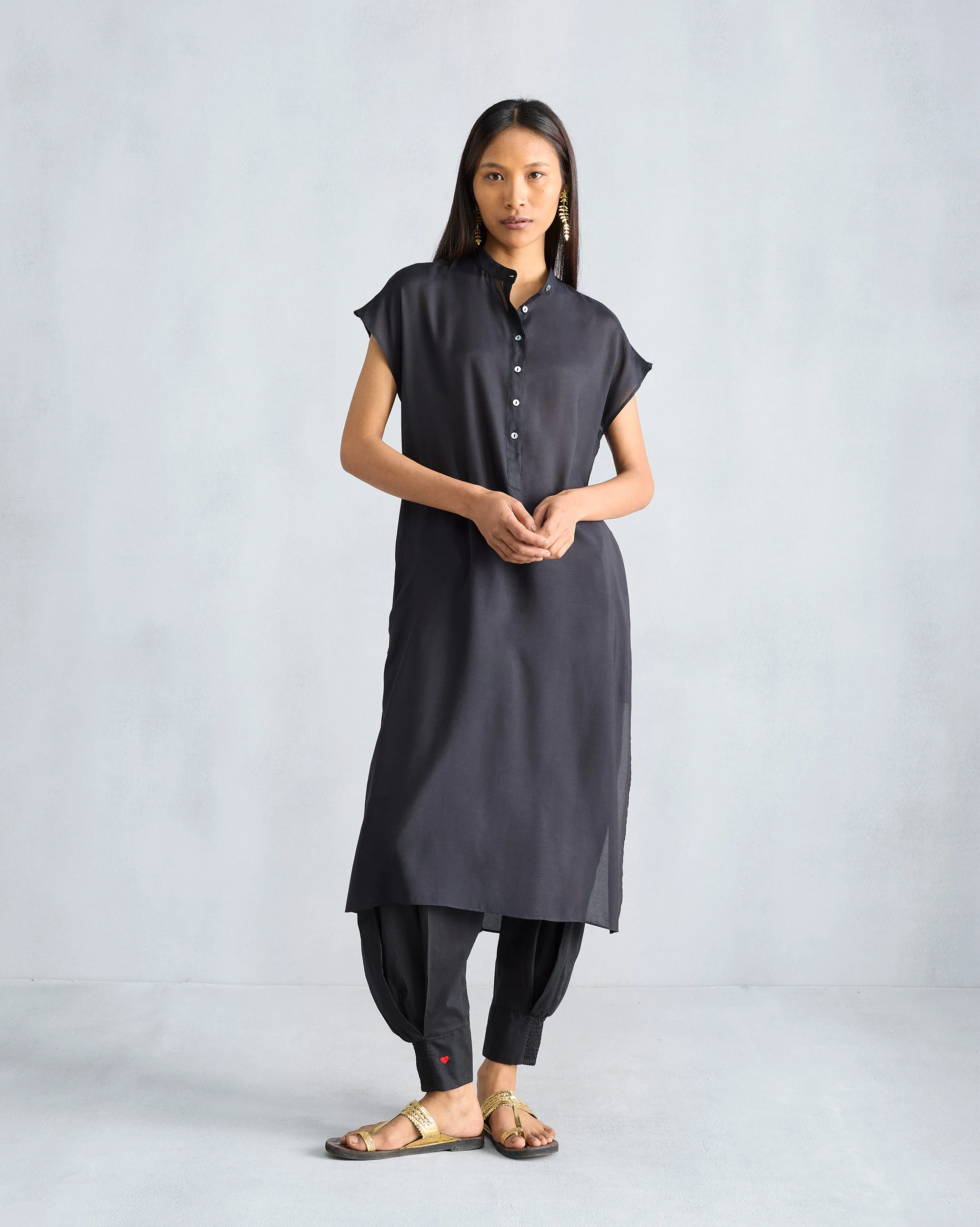Short Sleeve Kurta - Black - Image 6