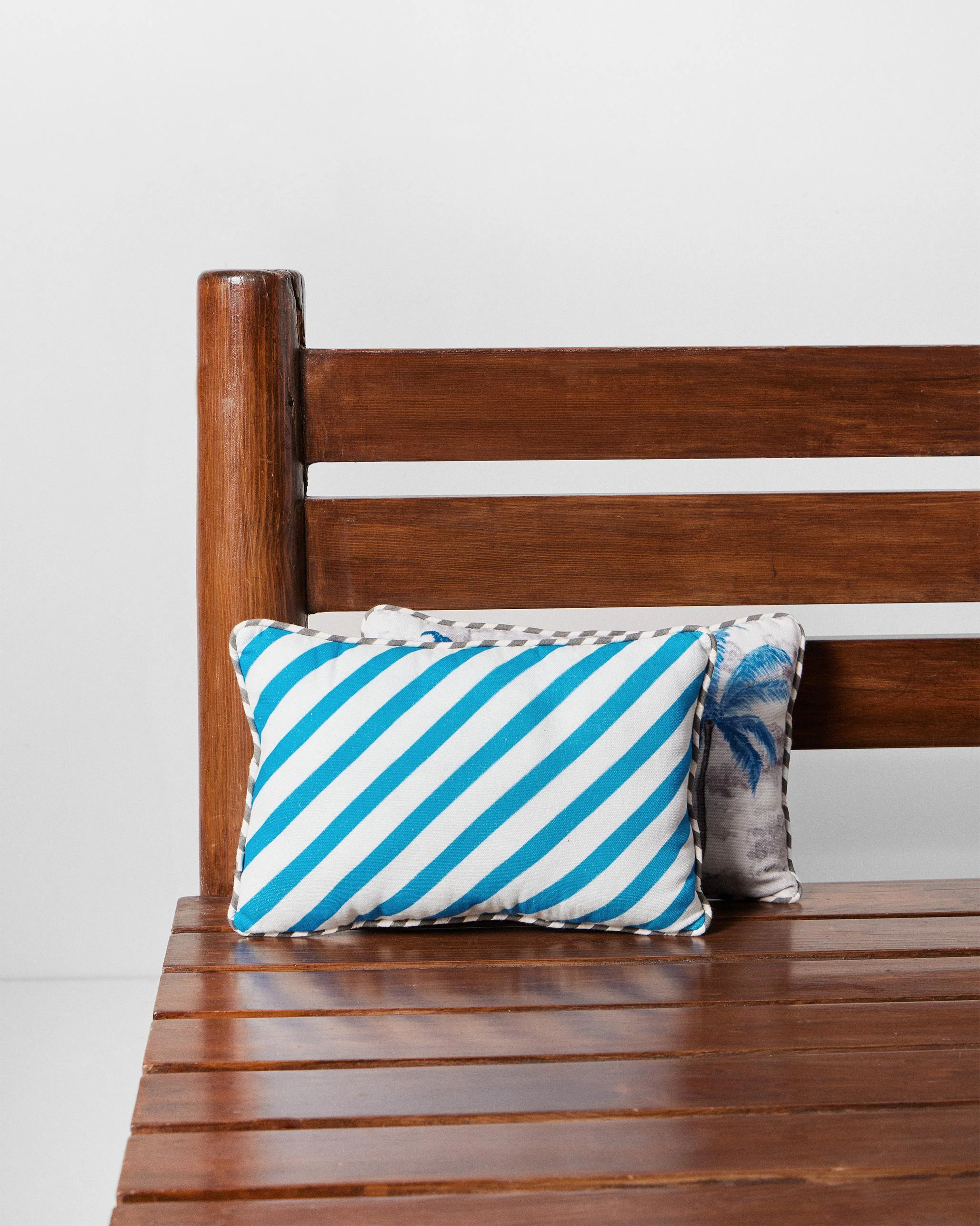 Sindhu Car Cushion- Blue - Image 3