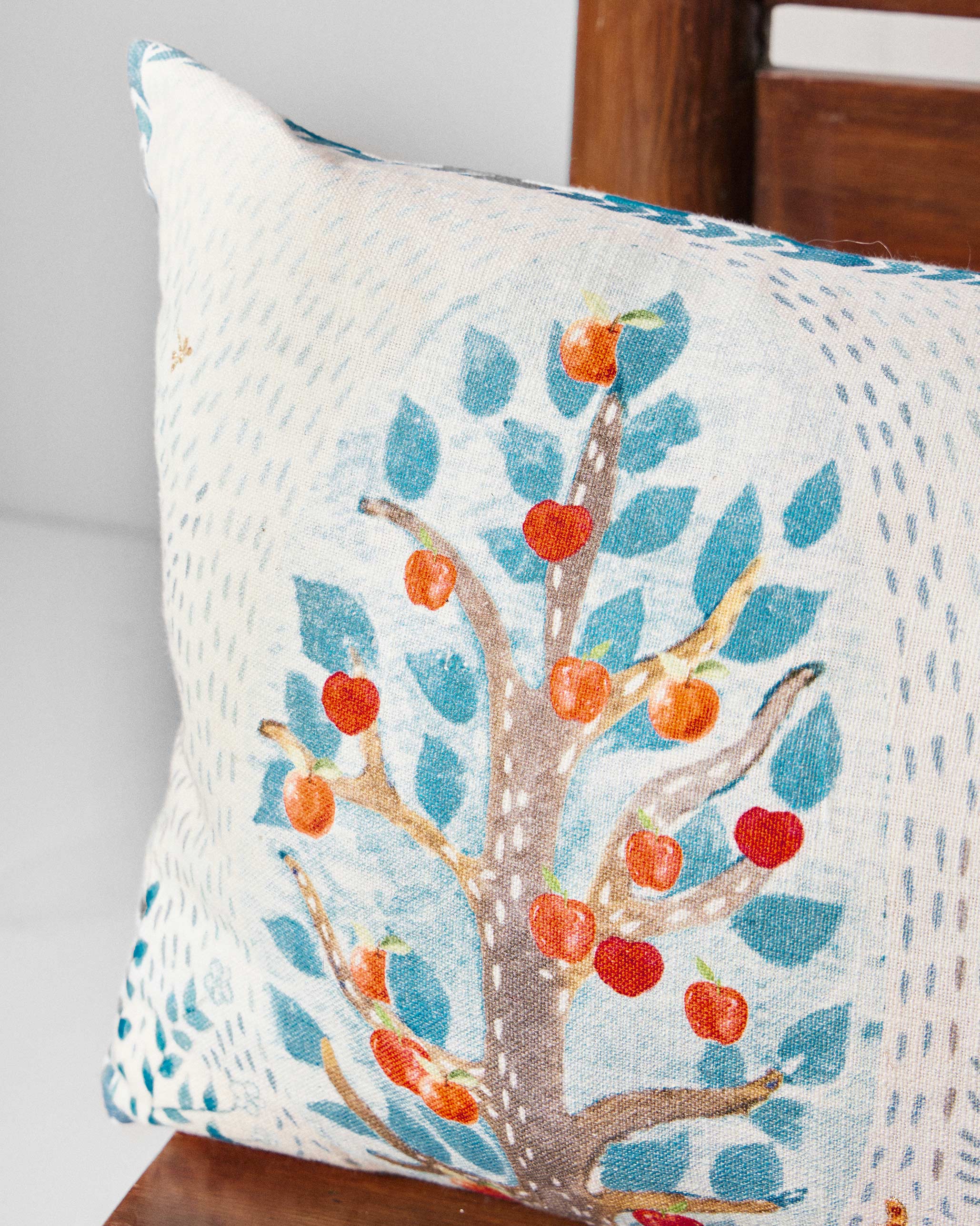 Sindhu Lumbar Cushion Cover - Image 3