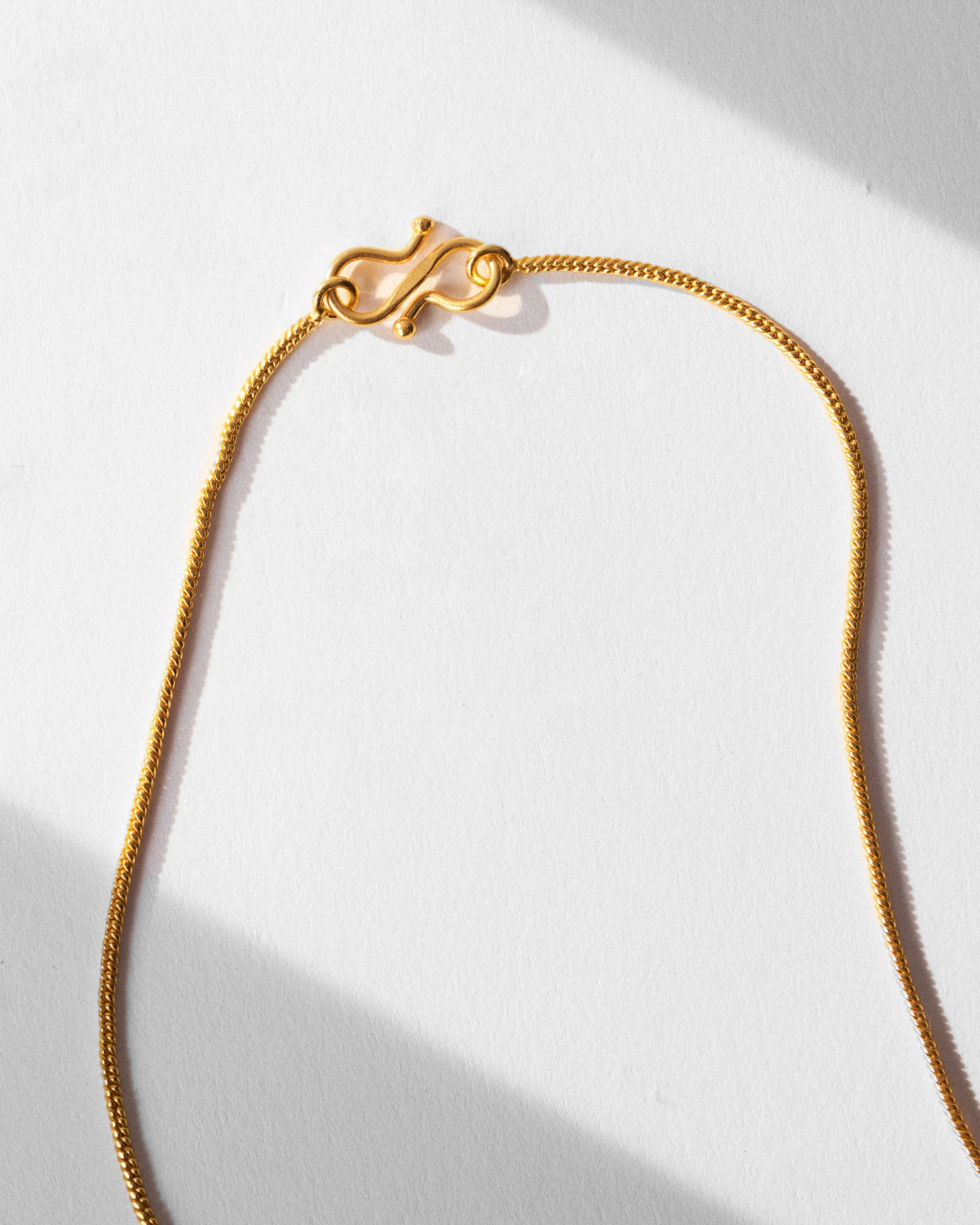 Sindhu Necklace - Gold - Image 4