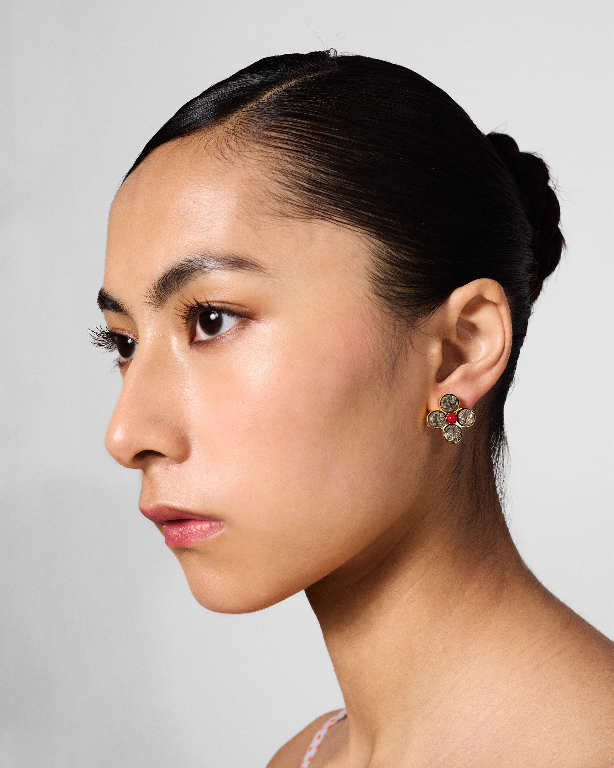 Sindhu Studs - Gold - Image 4