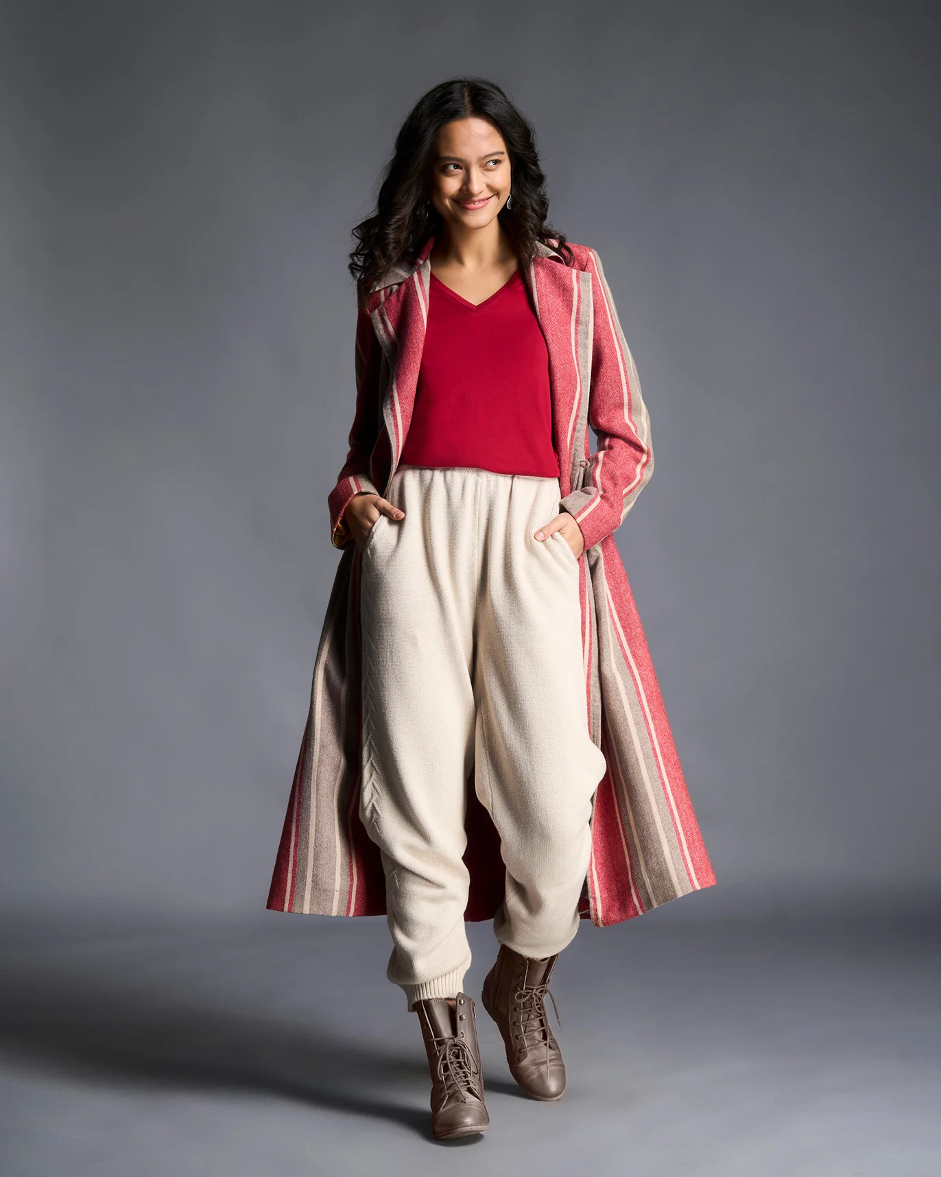 Sitara Outerwear - Red & Beige - Image 5