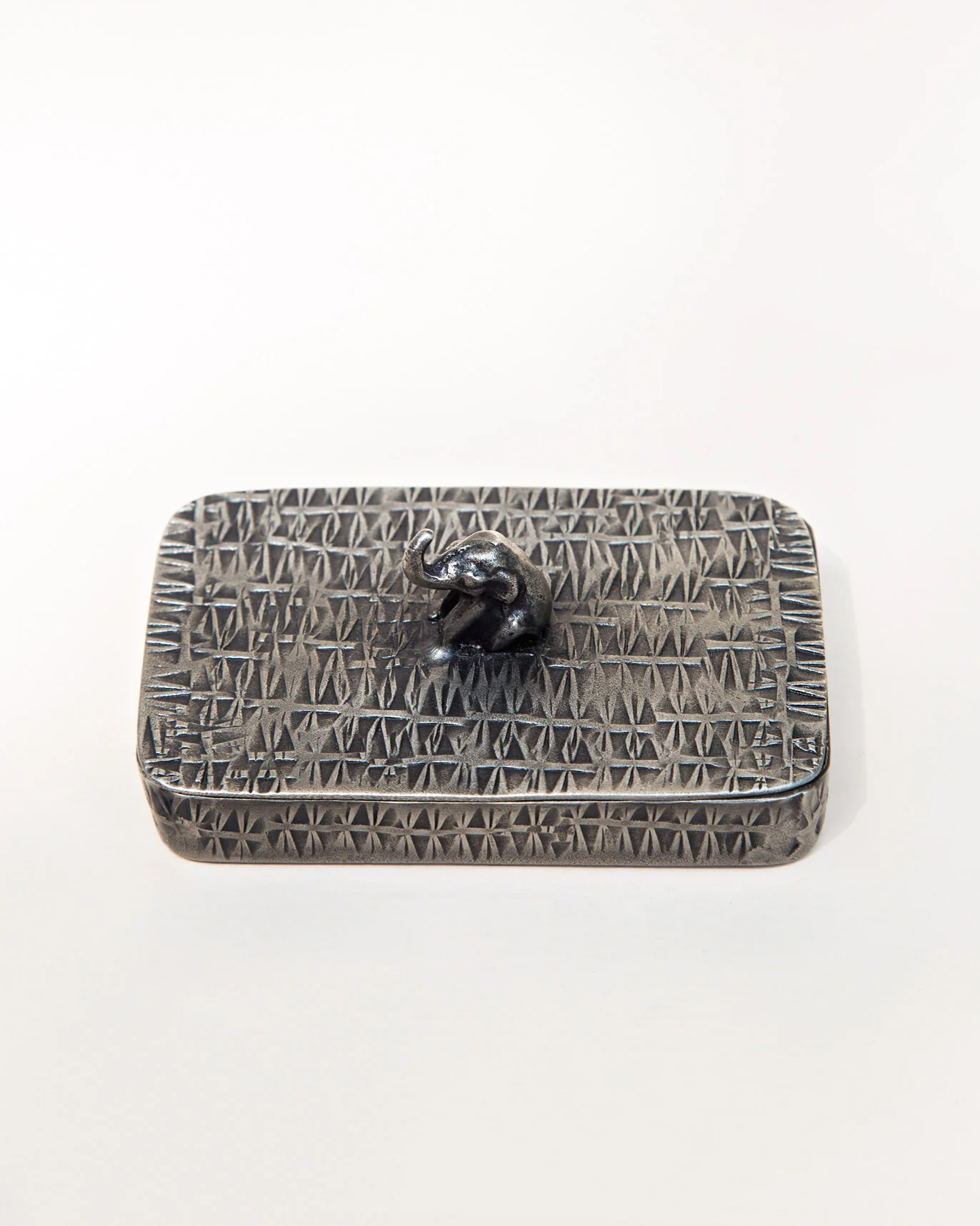 Sitting Elephant Box - Image 4