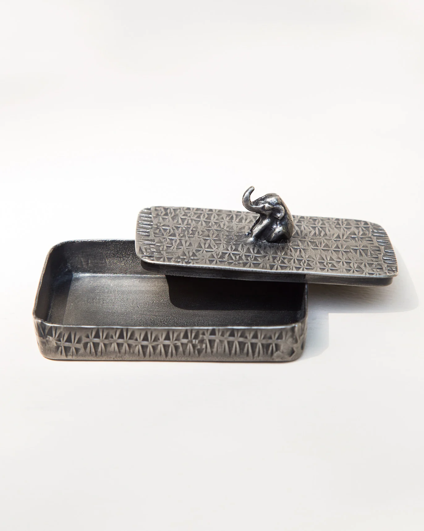 Sitting Elephant Box - Image 5