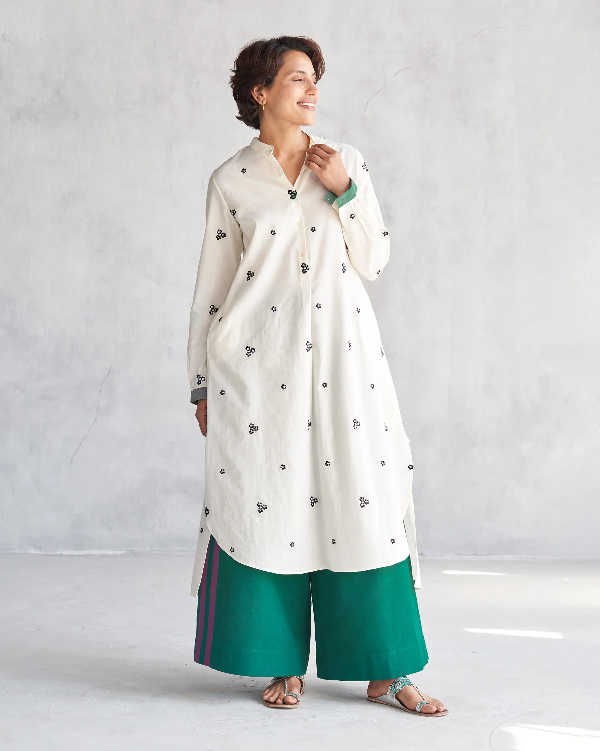 Smocked Back Kurta - Ivory - Image 5