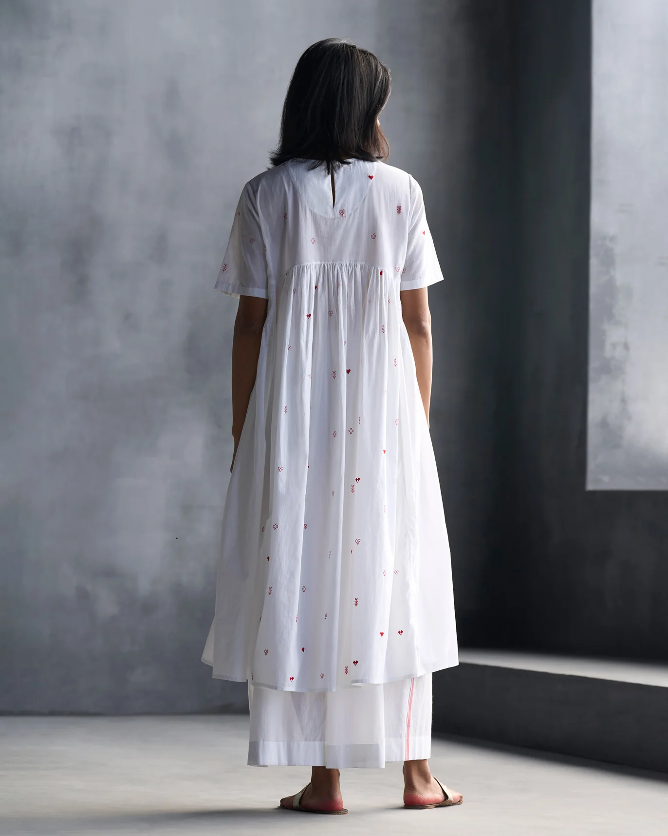 Smocked Side Kurta - White - Image 3
