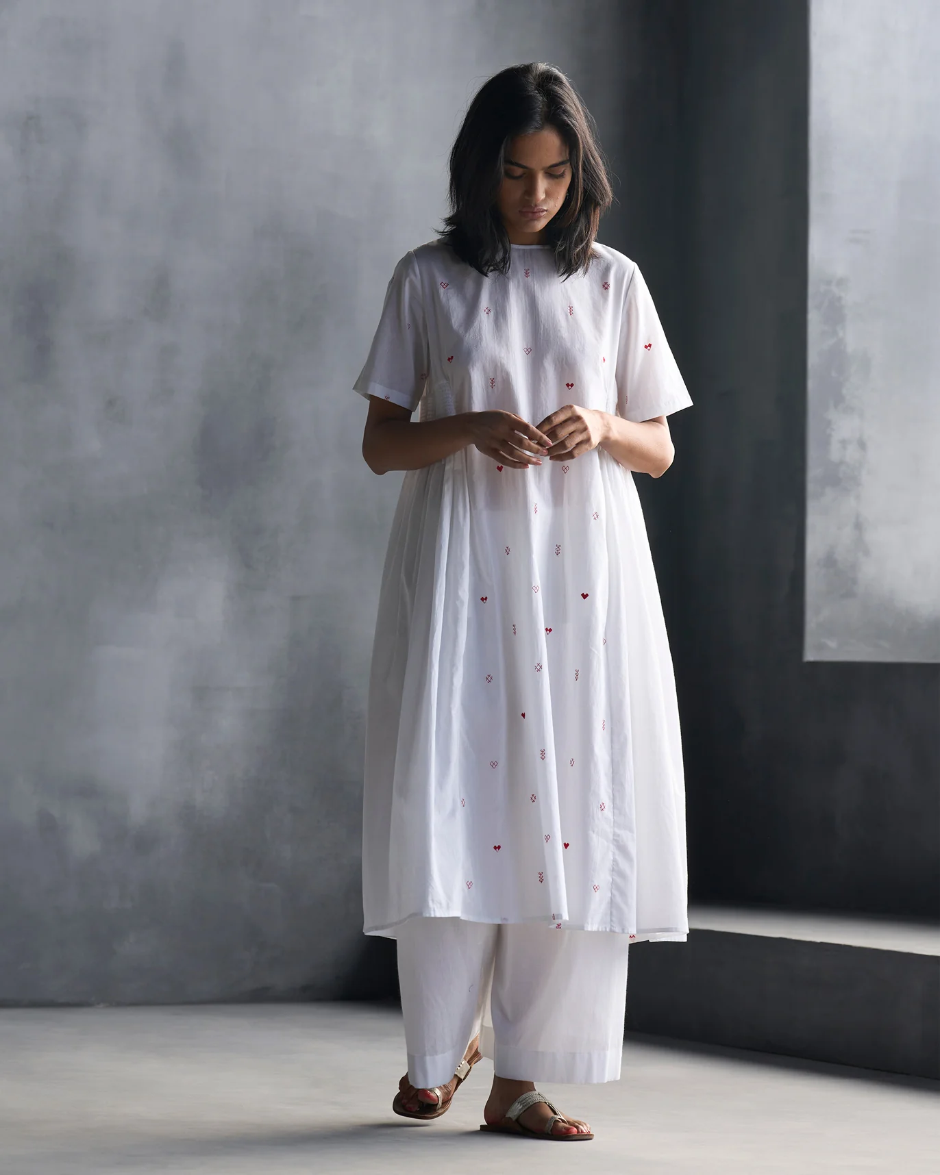Smocked Side Kurta - White - Image 4