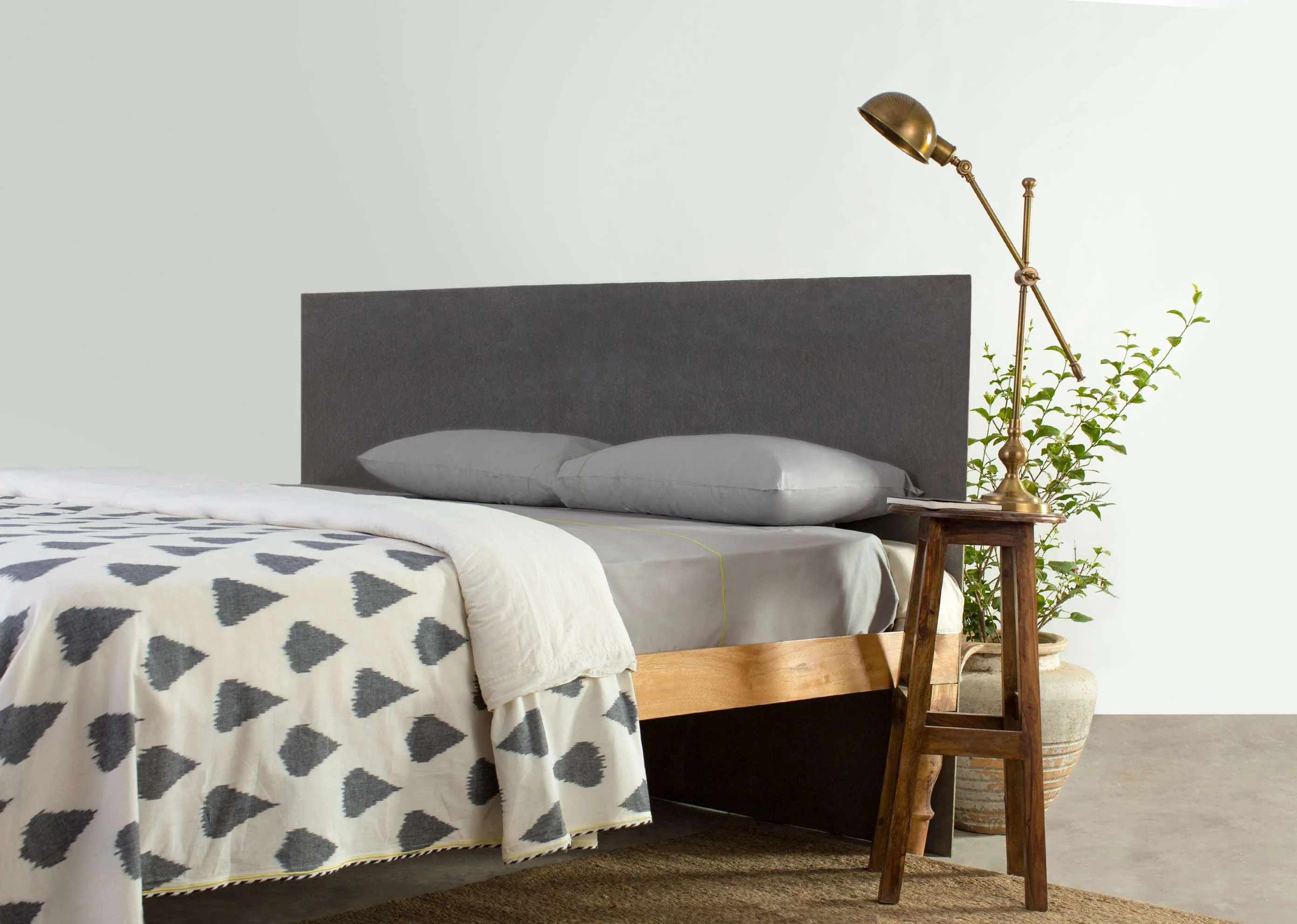 Solid Sheeting (Set of 4) - Grey & Lime - Image 3