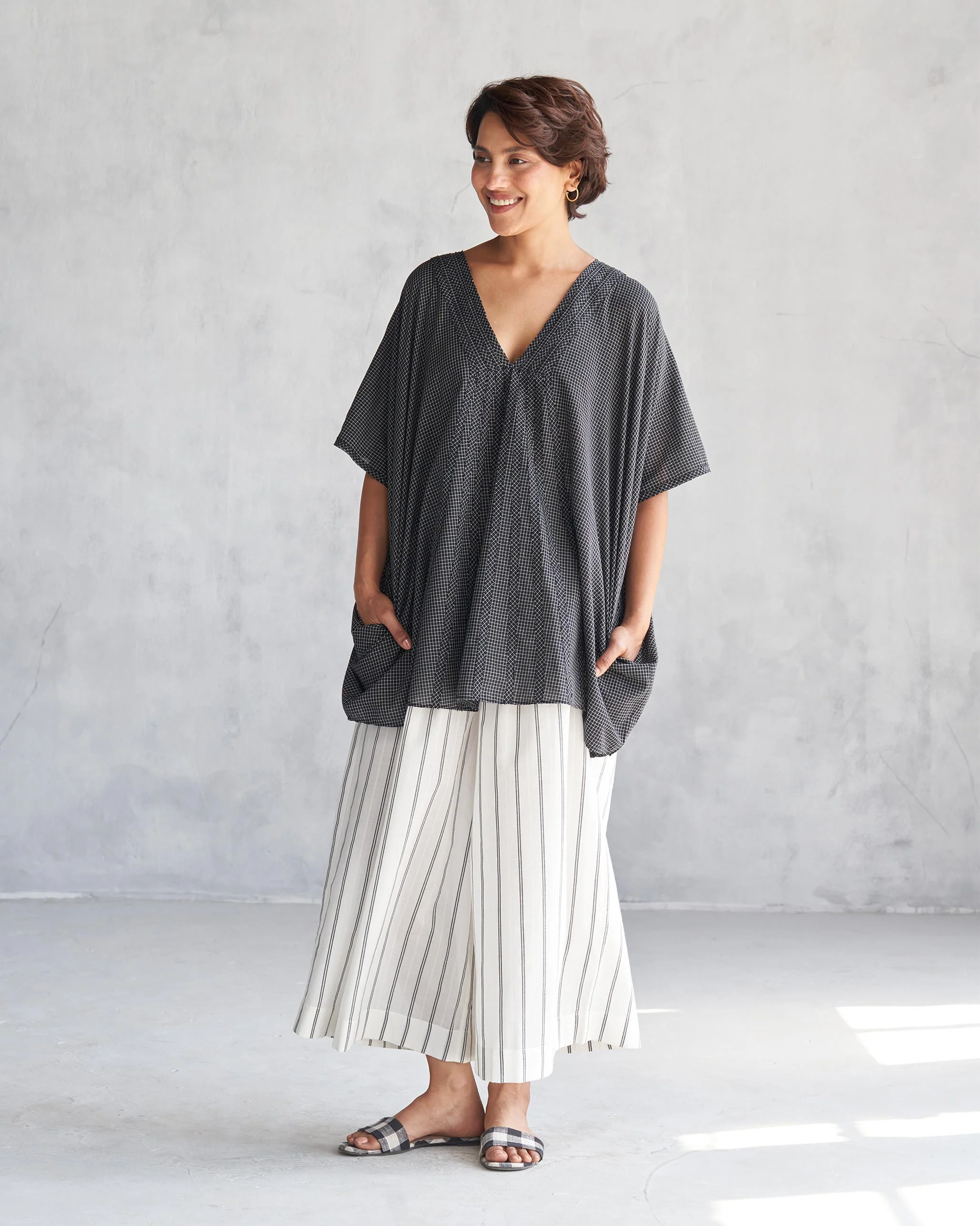 Soto Flared Pants - Black & Ivory - Image 4