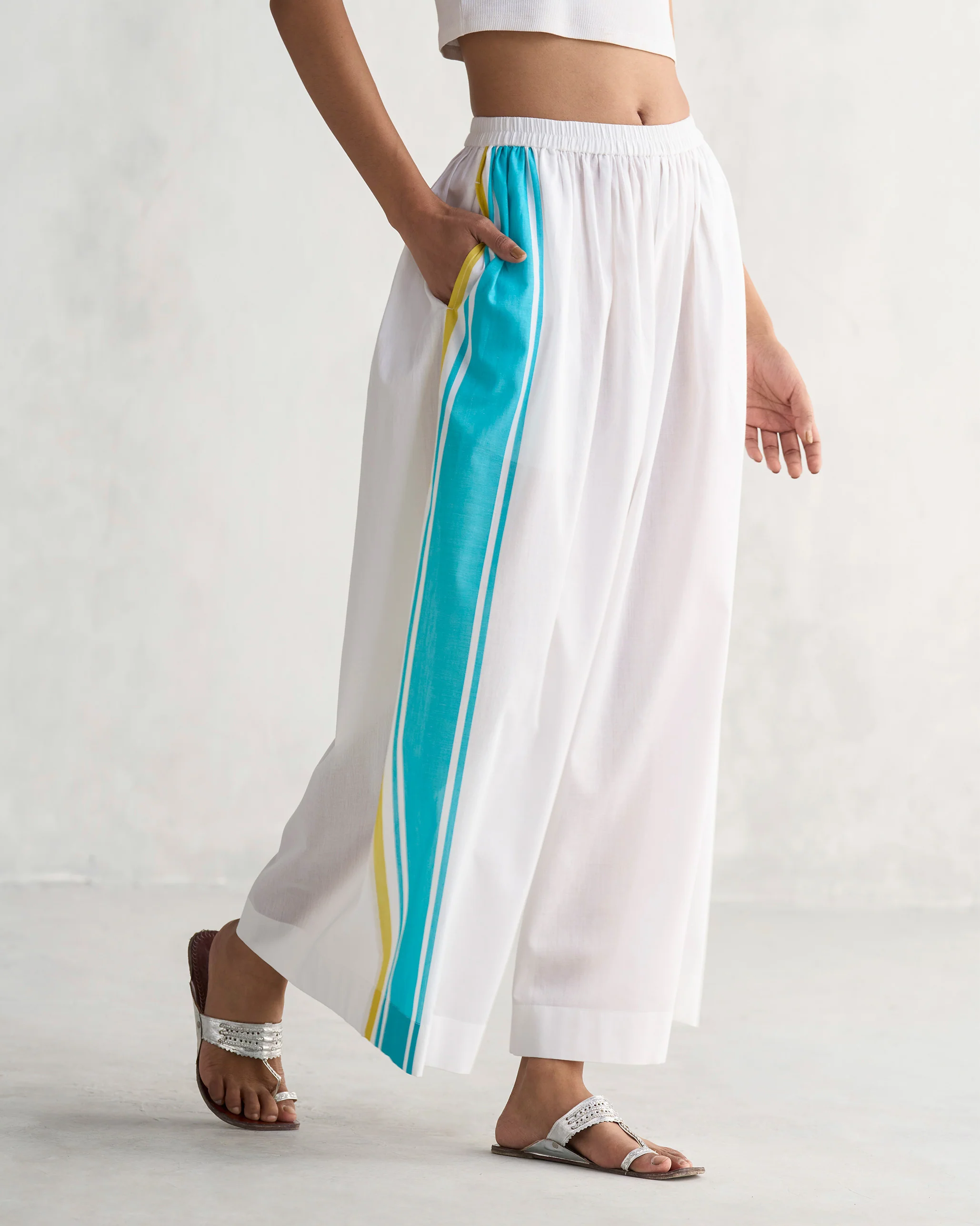 Soto Flared Pants - White - Image 3