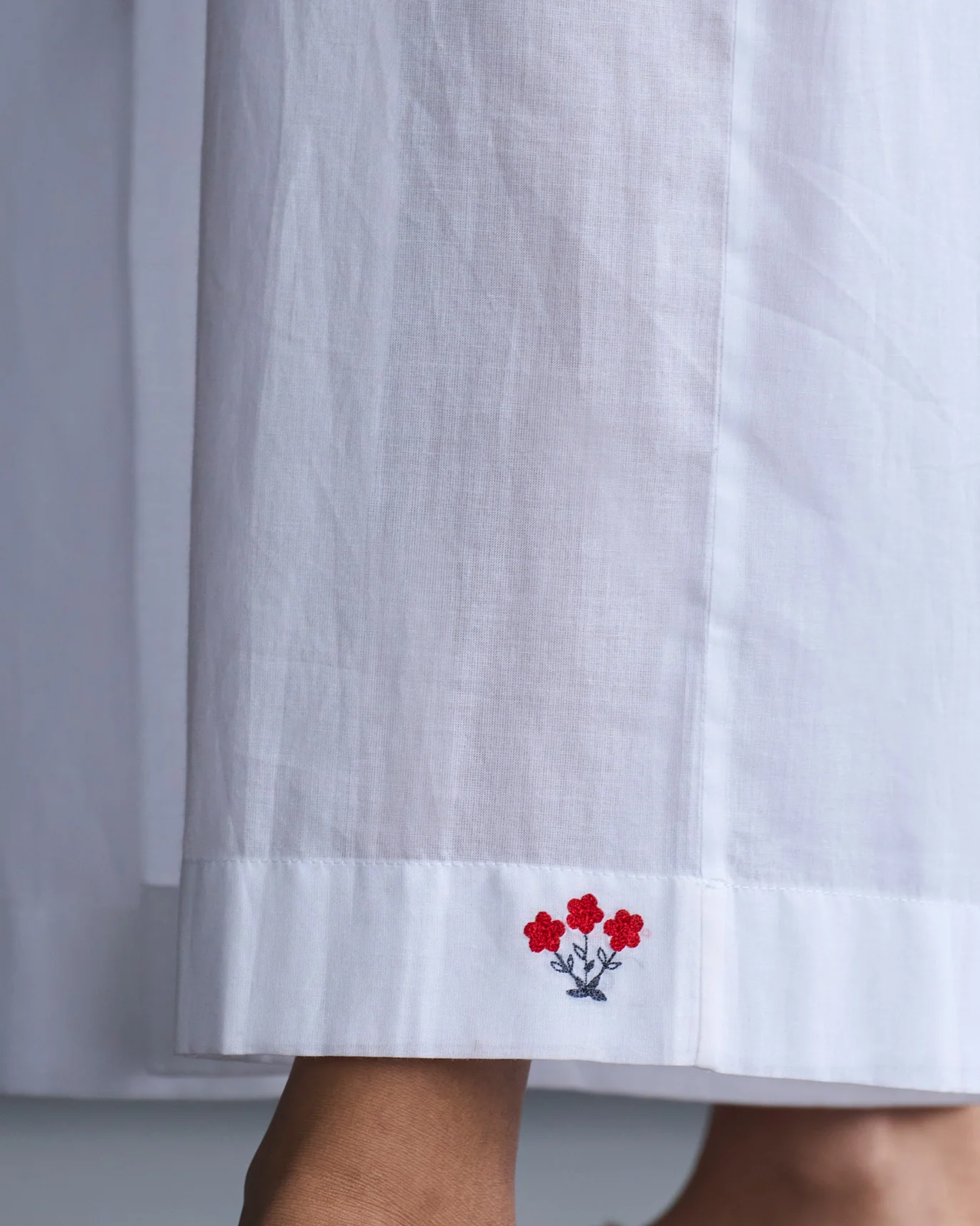 Soto Flared Pants - White & Red - Image 3