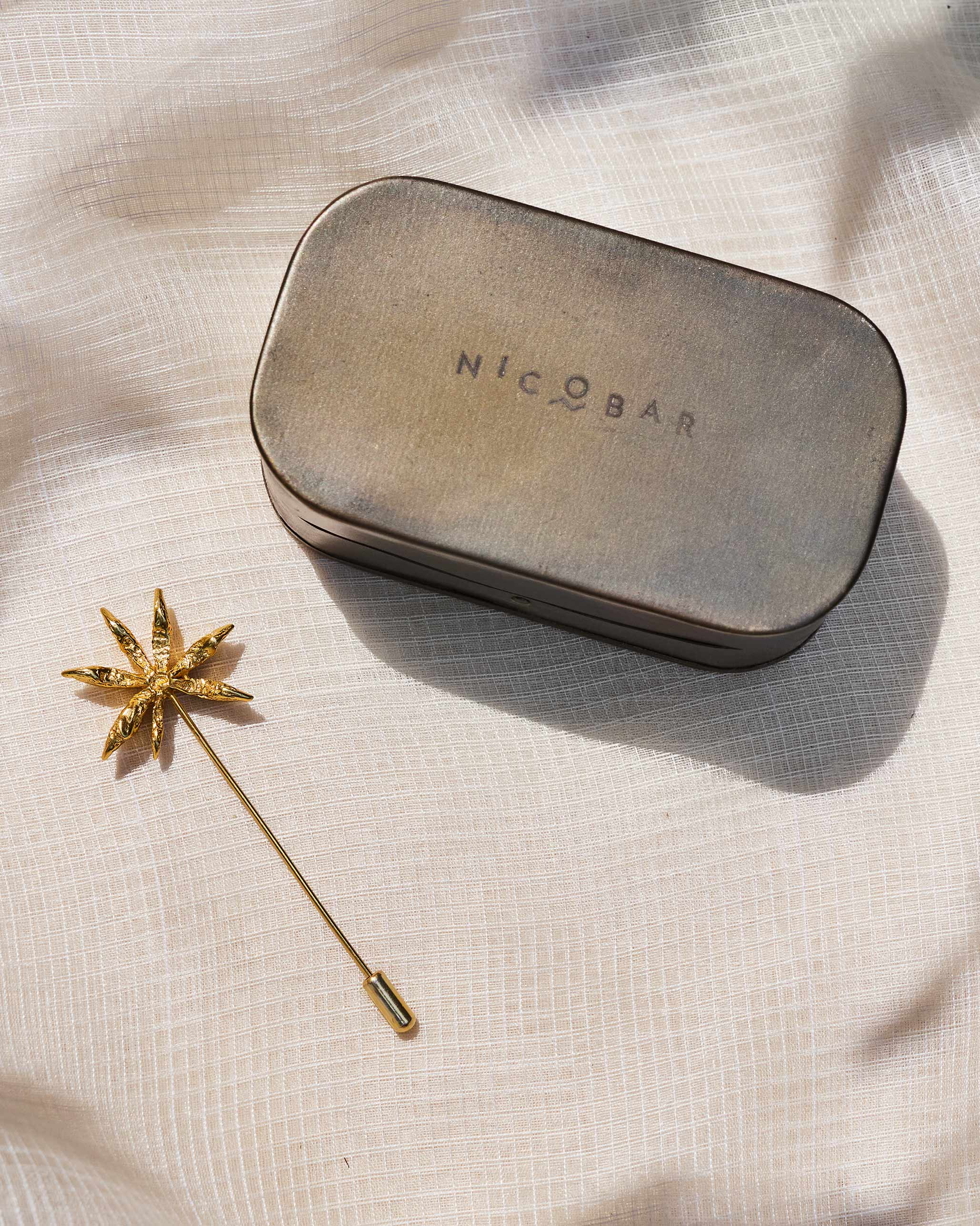 Star Anise Lapel Pin - Gold - Image 2