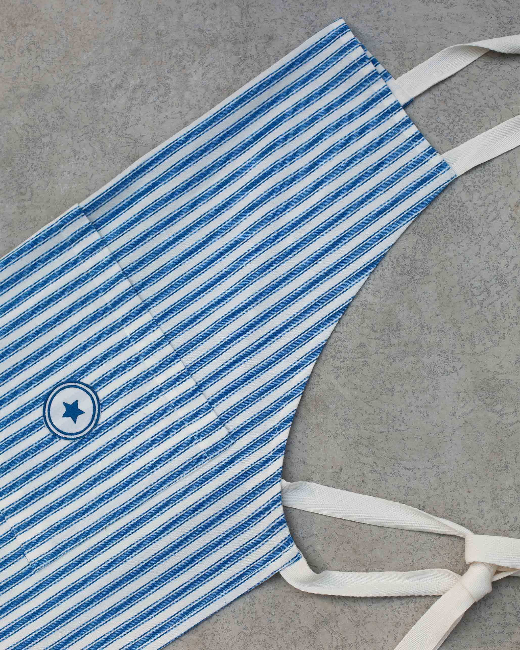 Star Apron & Kitchen Towel - Image 3