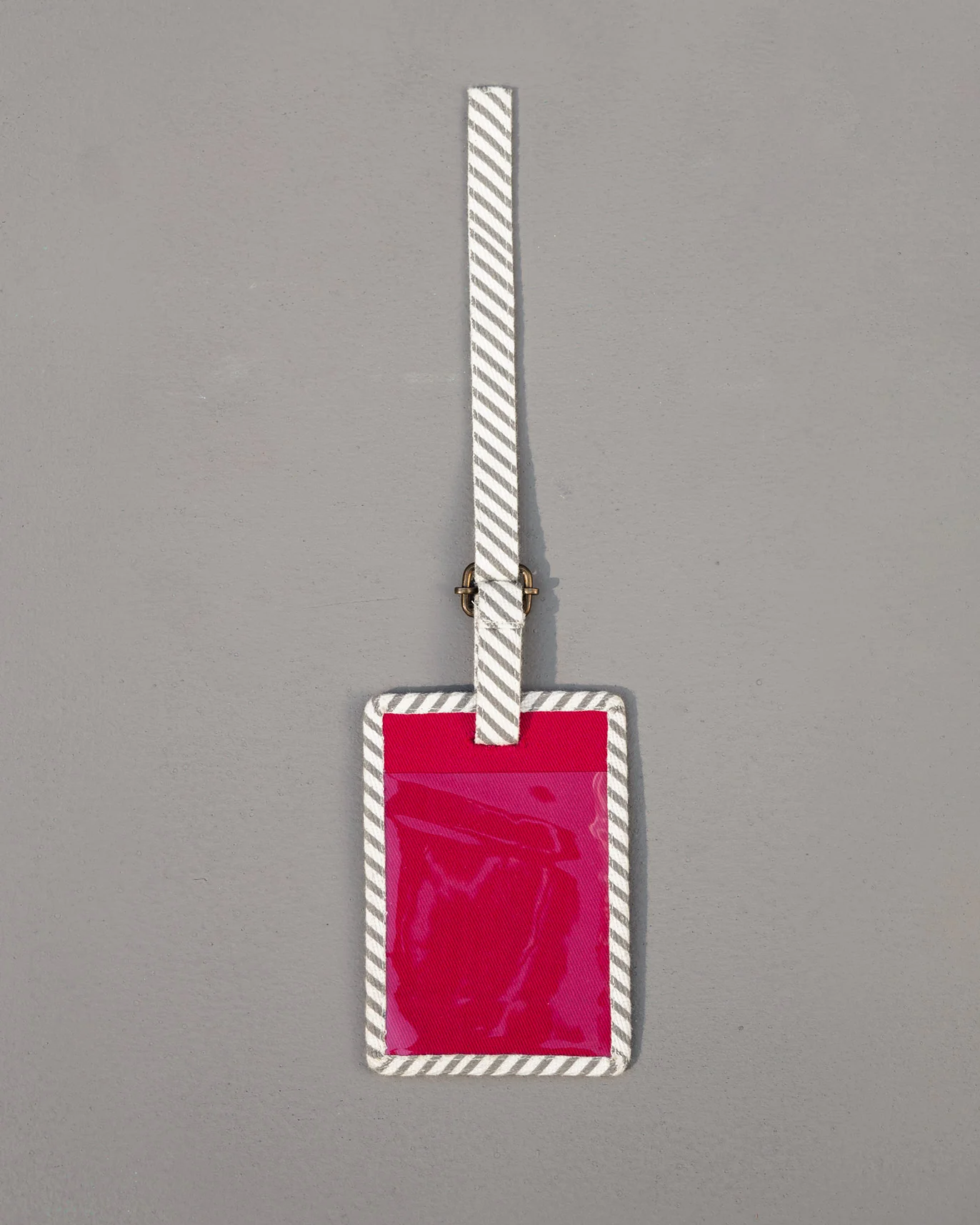 Starfish Bag Tag - Beetroot - Image 2