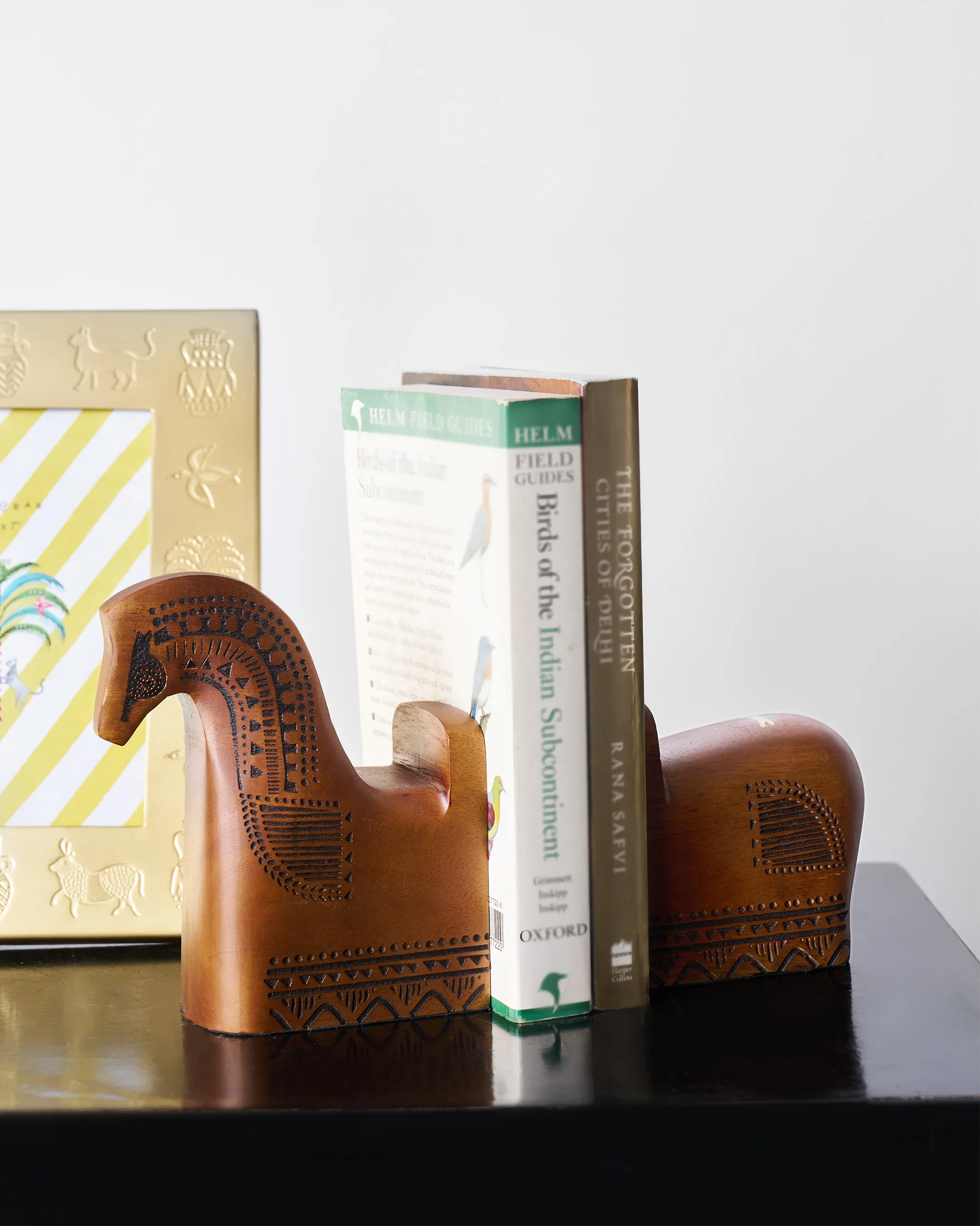 Steed Bookends - Image 6