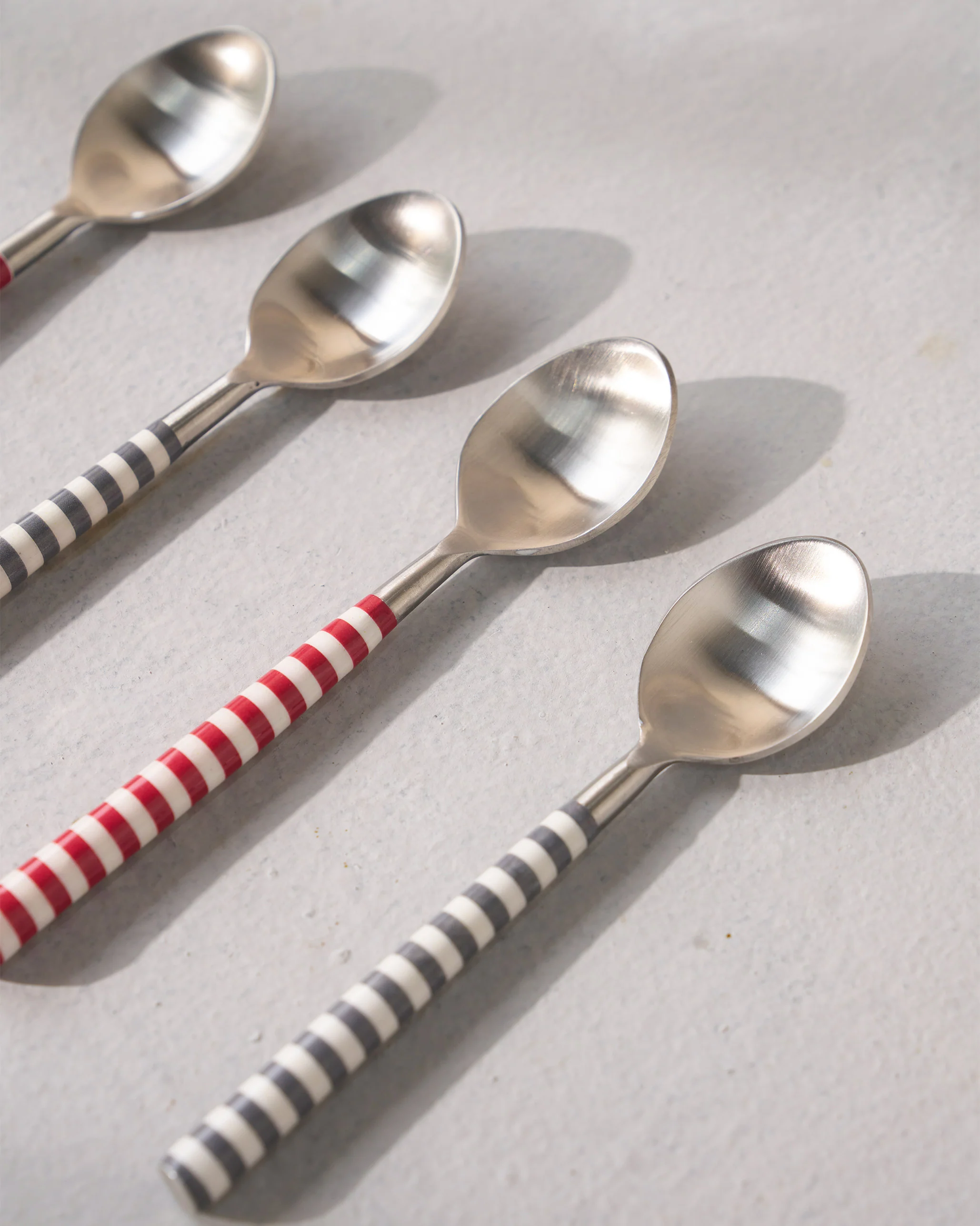 Stripe Dessert Spoon - Set of 4 - Image 2