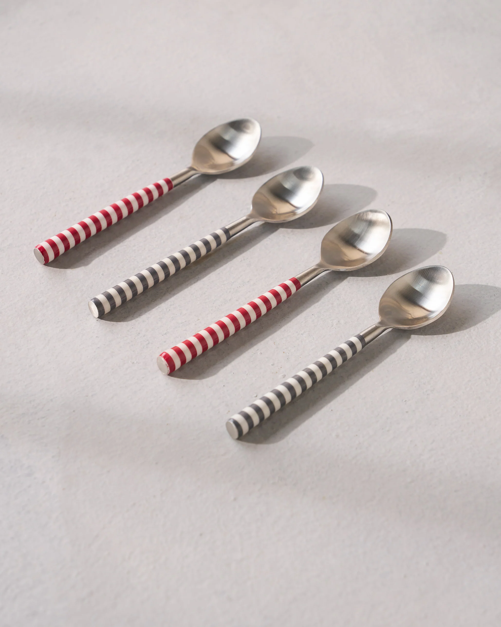 Stripe Dessert Spoon - Set of 4 - Image 5