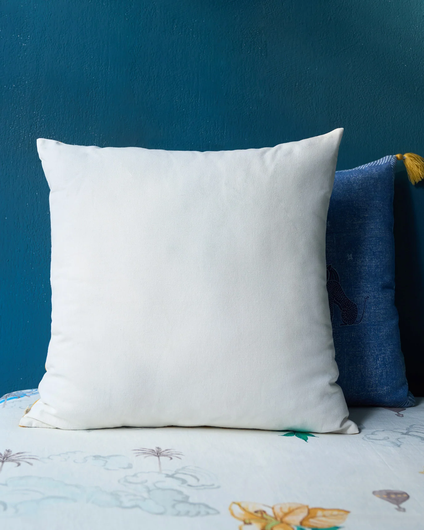 Striped Ananas Cushion Cover - Image 3