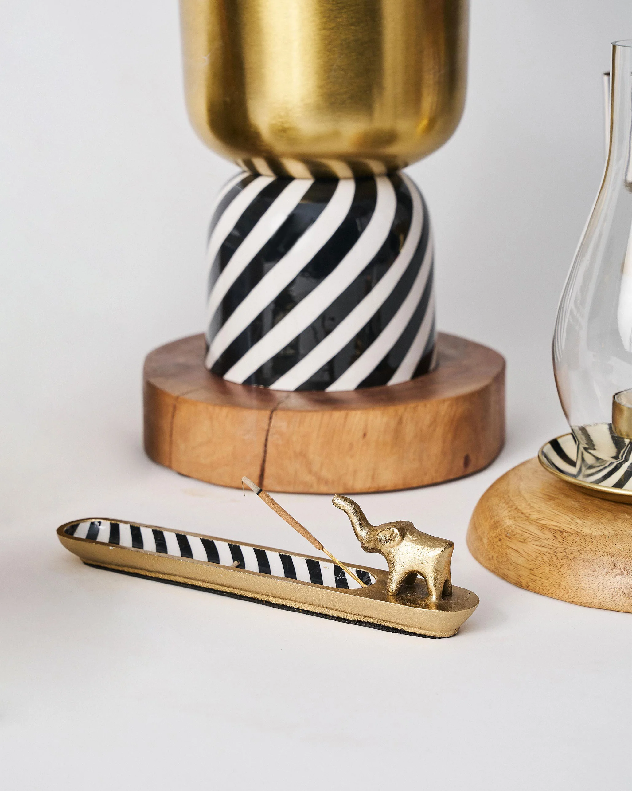 Striped Decor Story - Image 2
