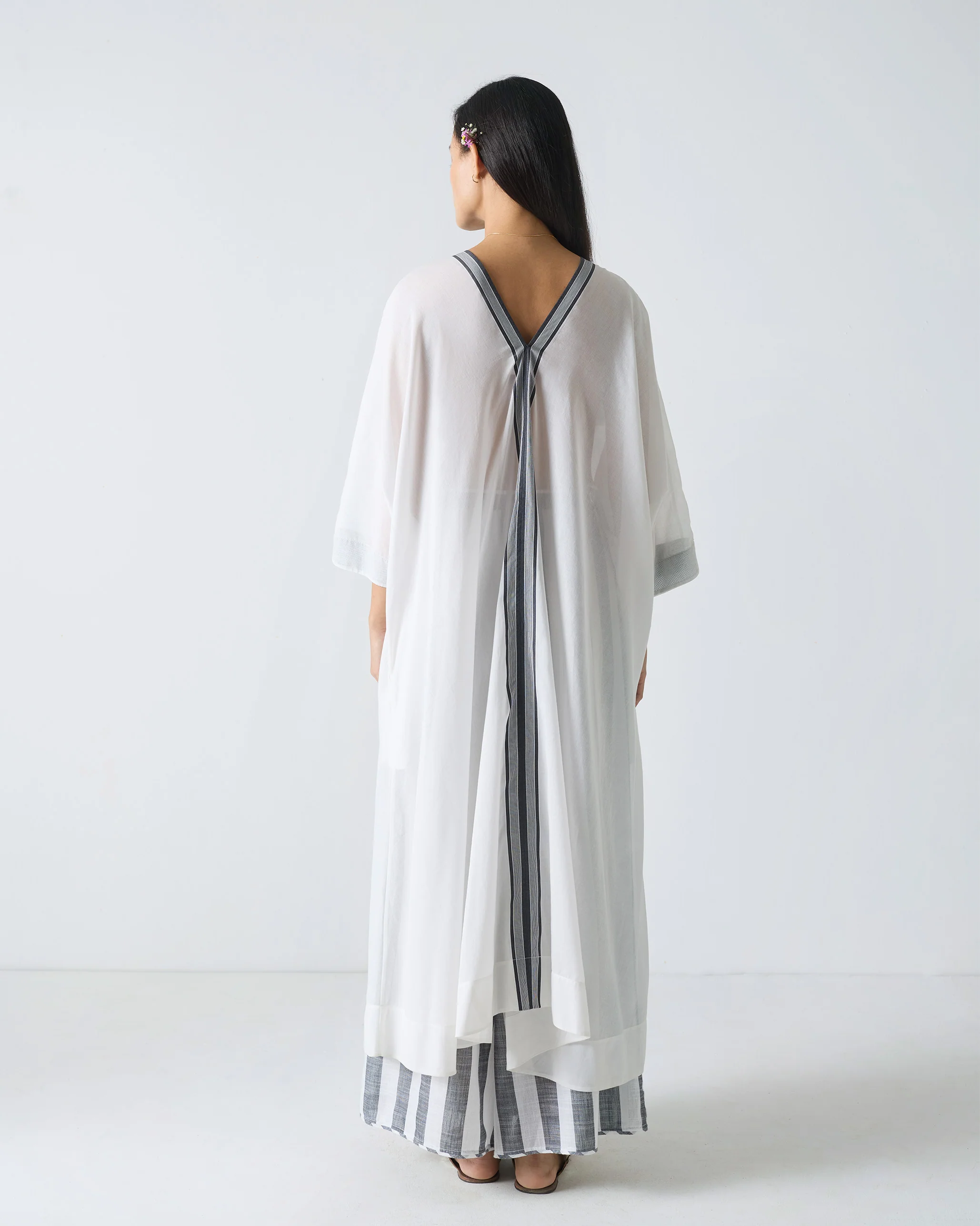 Sugato Kaftan - White - Image 3