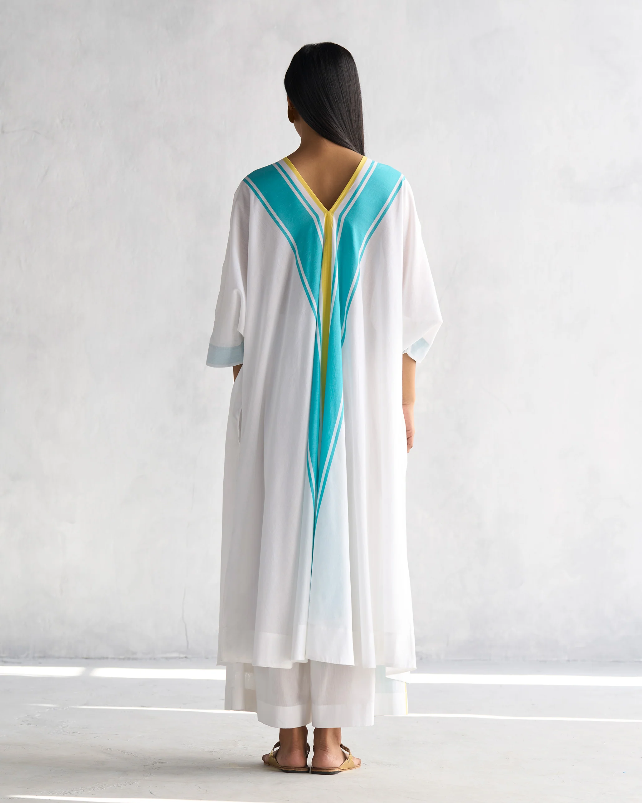 Sugato Kaftan - White - Image 4