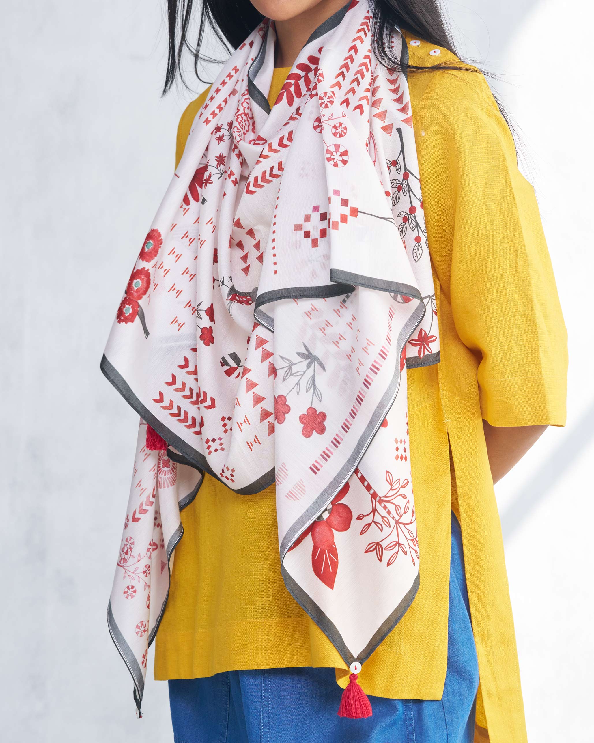 Sugato Scarf - Red & White - Image 2