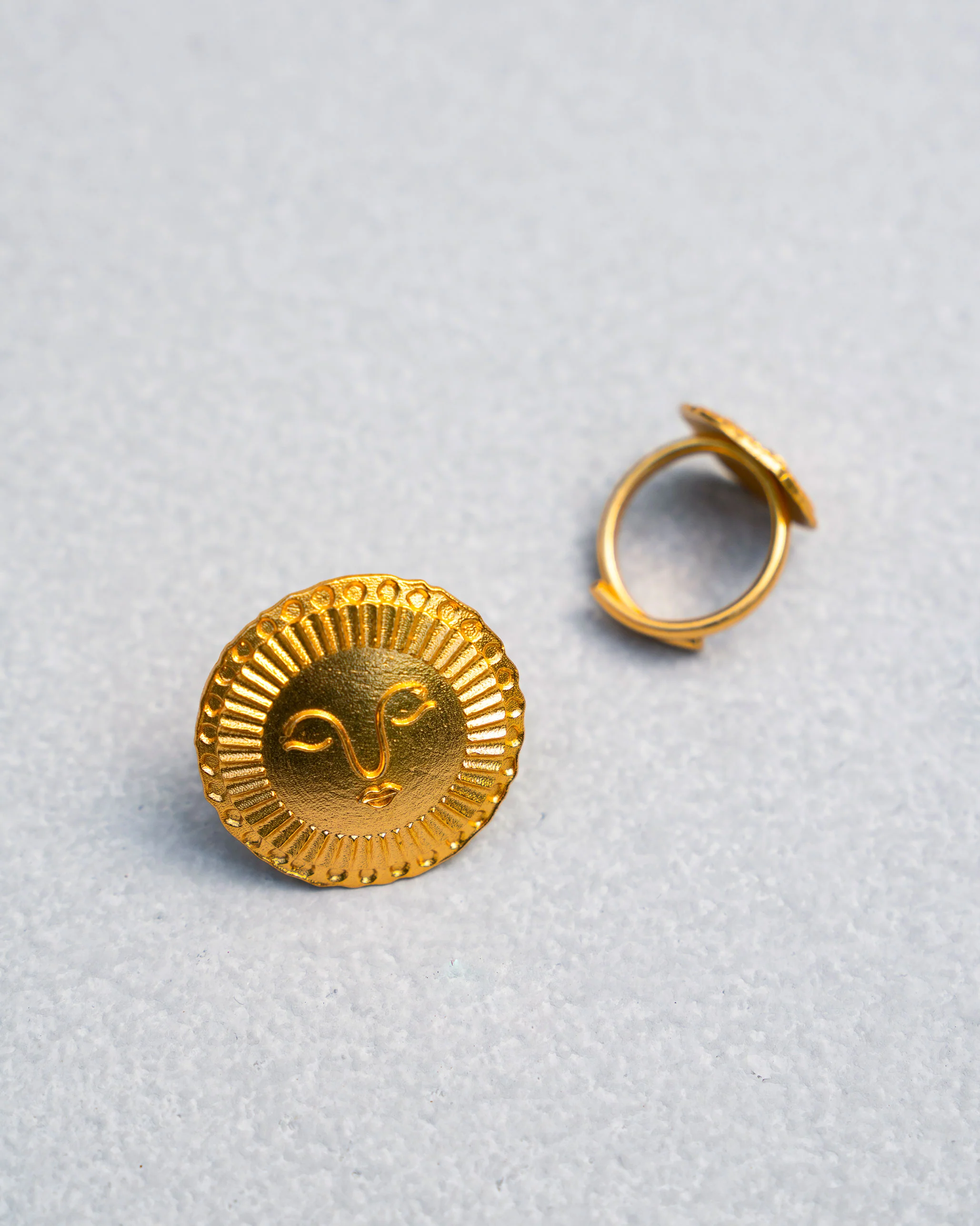 Sunray Rings (Set of 2) - Gold - Image 3