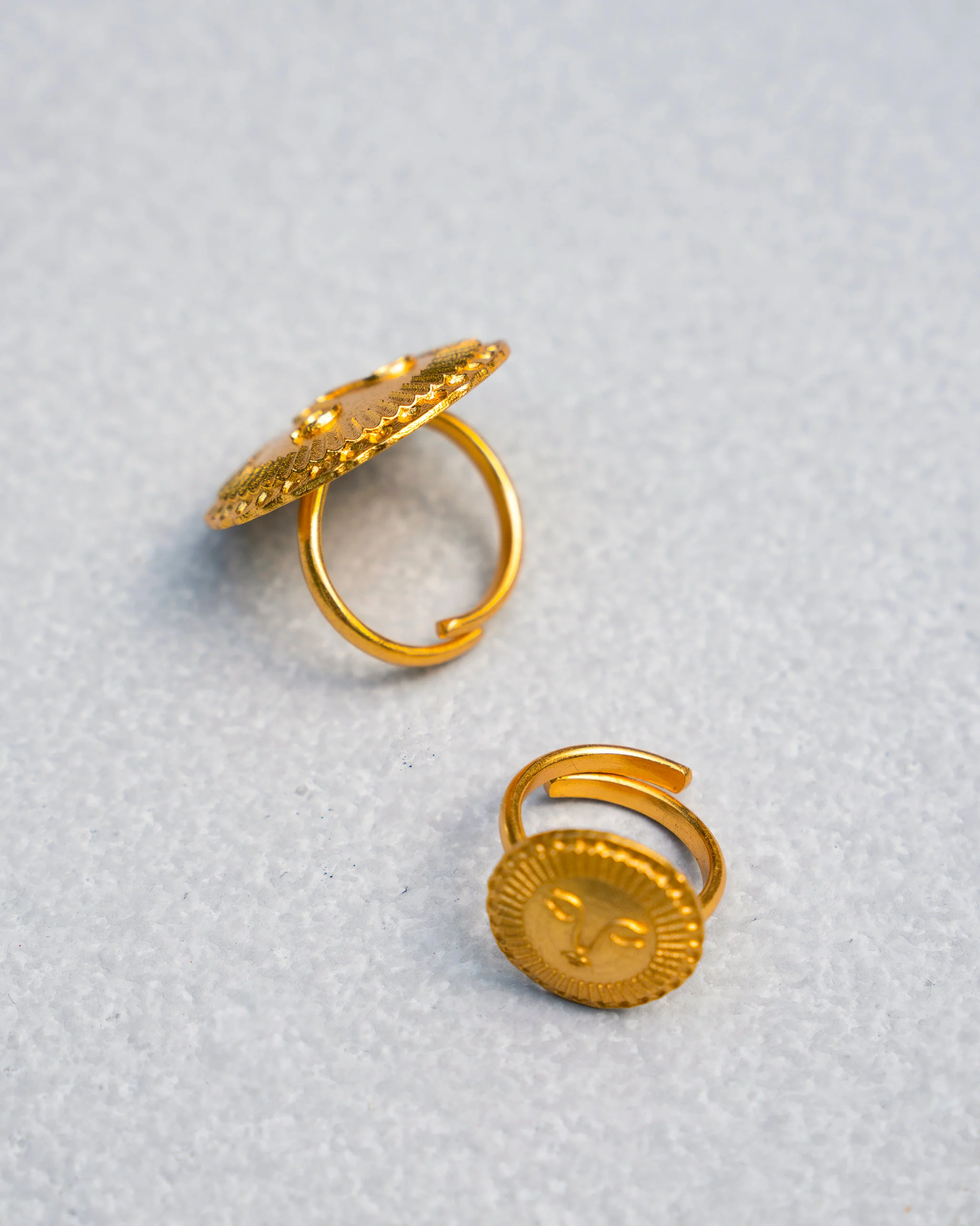 Sunray Rings (Set of 2) - Gold - Image 4