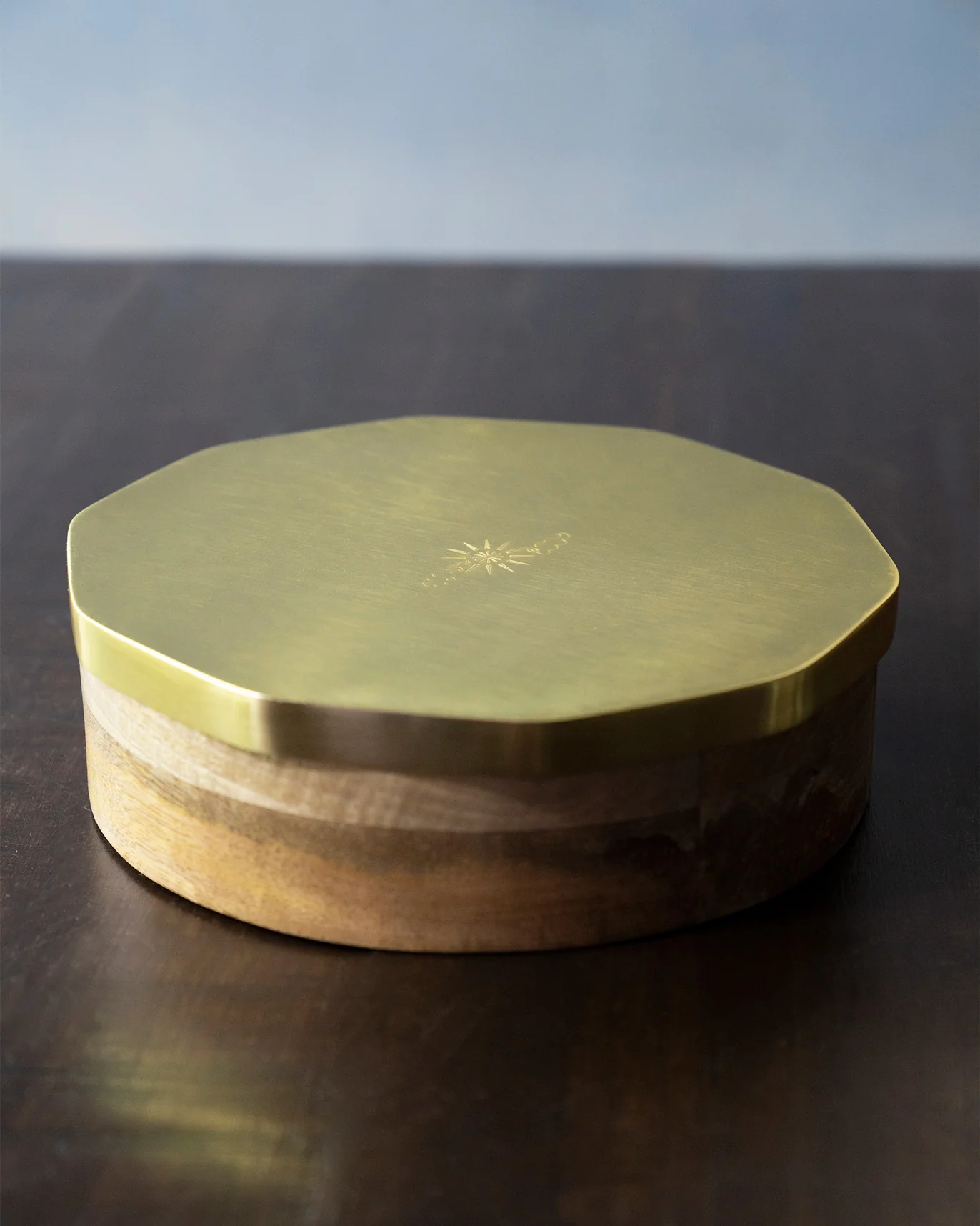 Sunrise Laddoo Box - Image 3