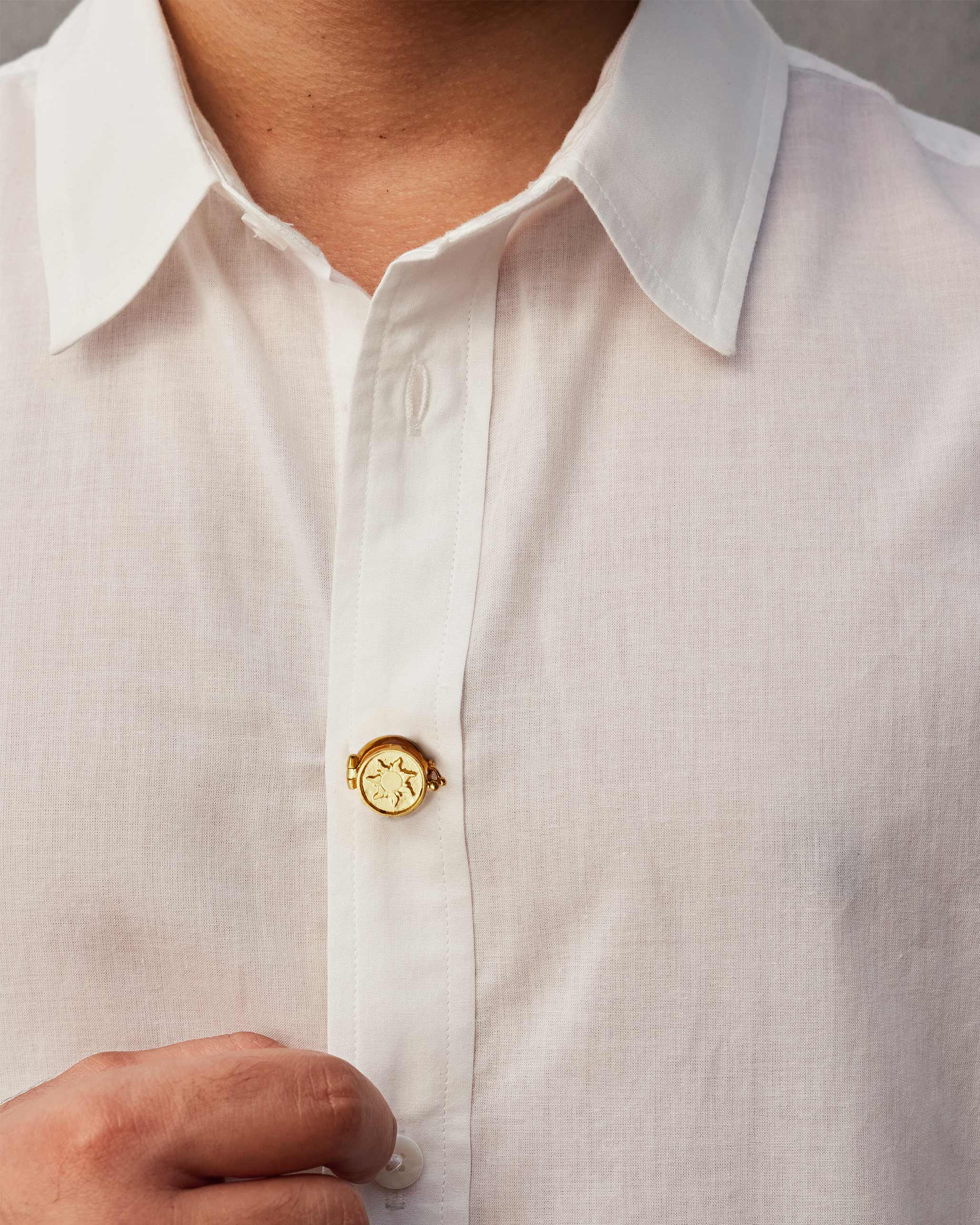 Surya Button Clip - Gold - Image 3
