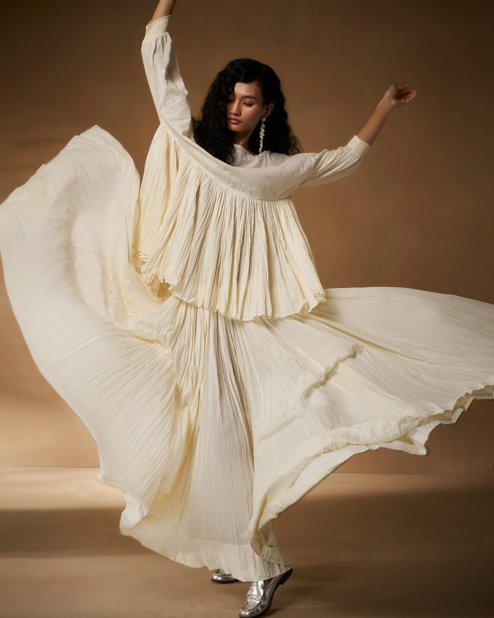Taabir Top - Ivory Chikankari - Image 2