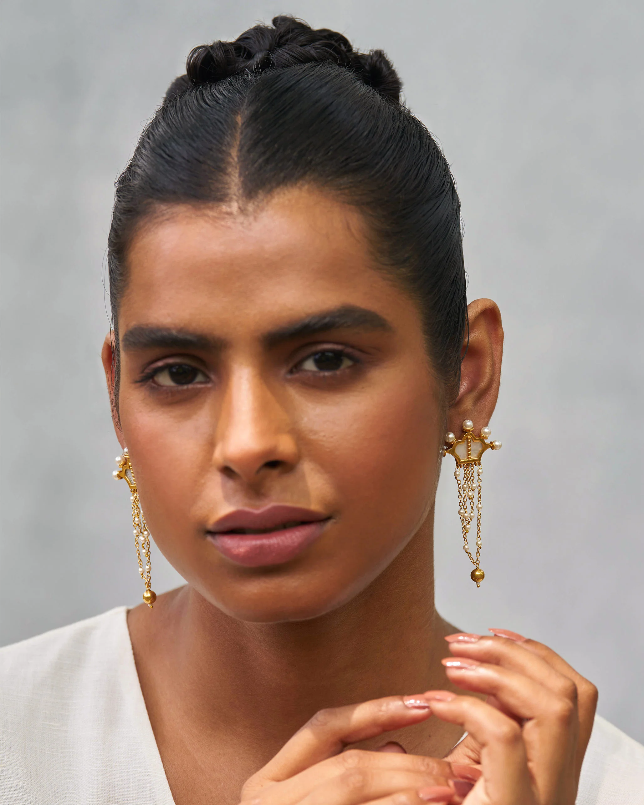Taaj Danglers - White - Image 4