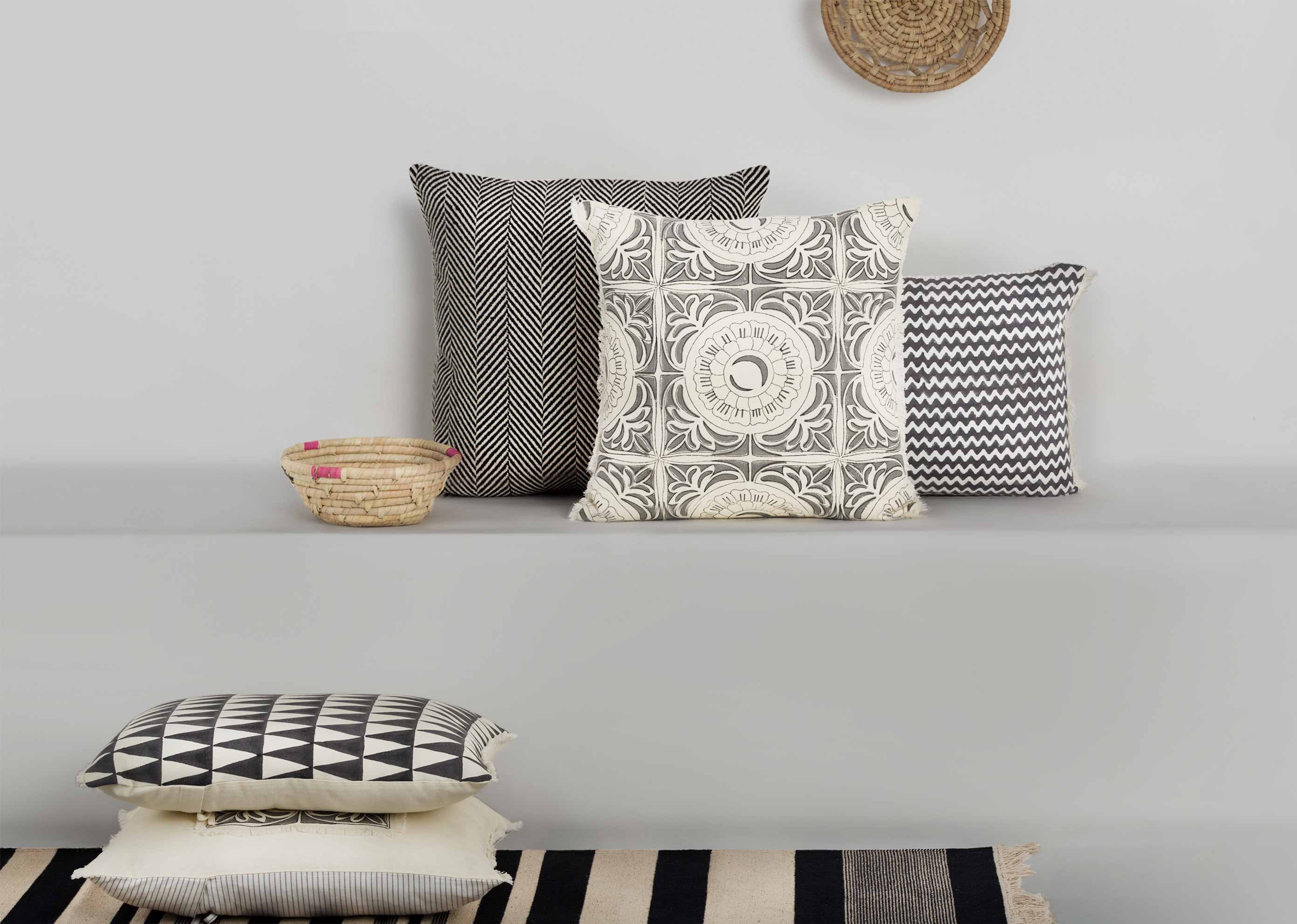 Tagetes Cushion Cover - Image 3