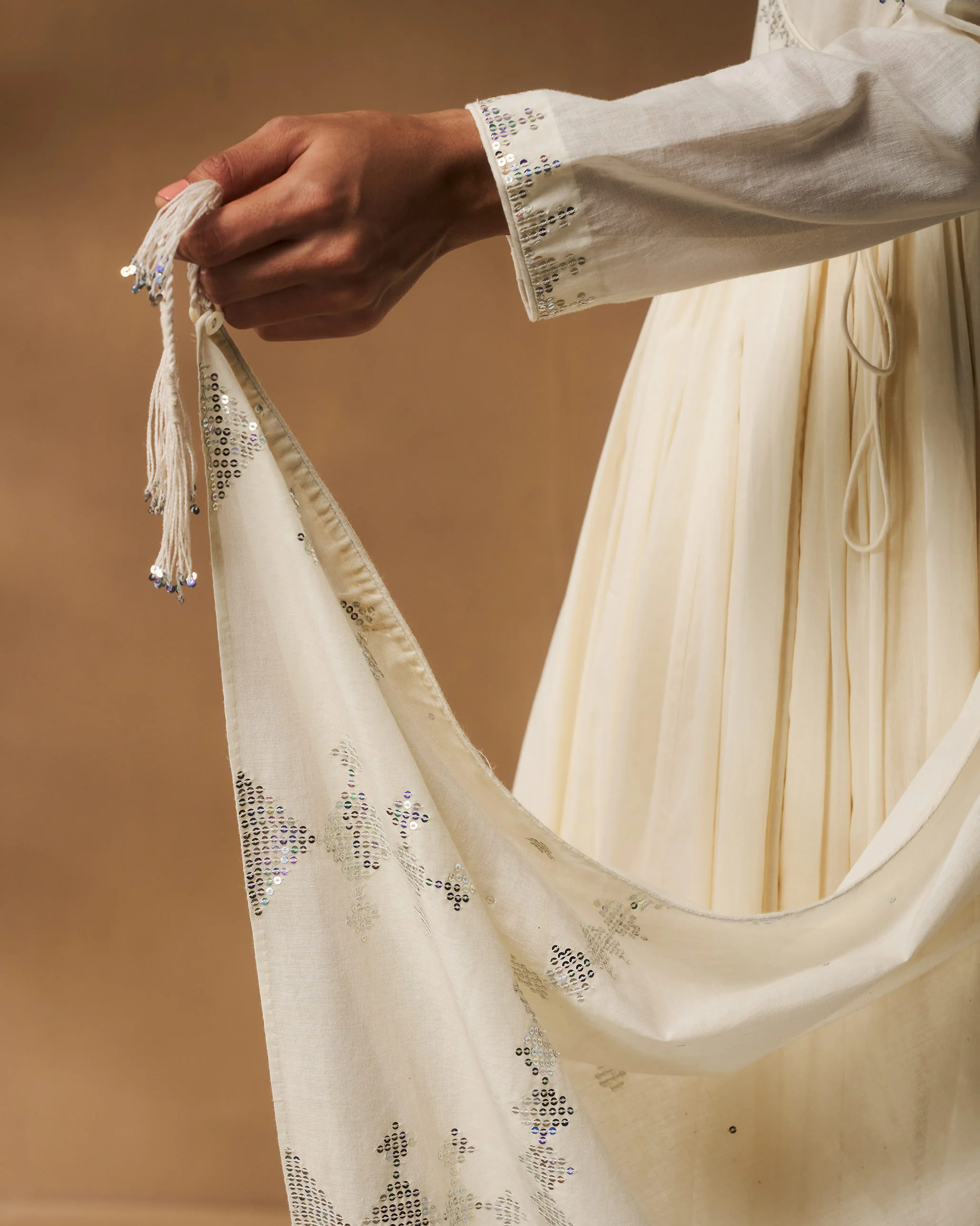 Tahira Dupatta - Ivory Hand Embroidered - Image 3