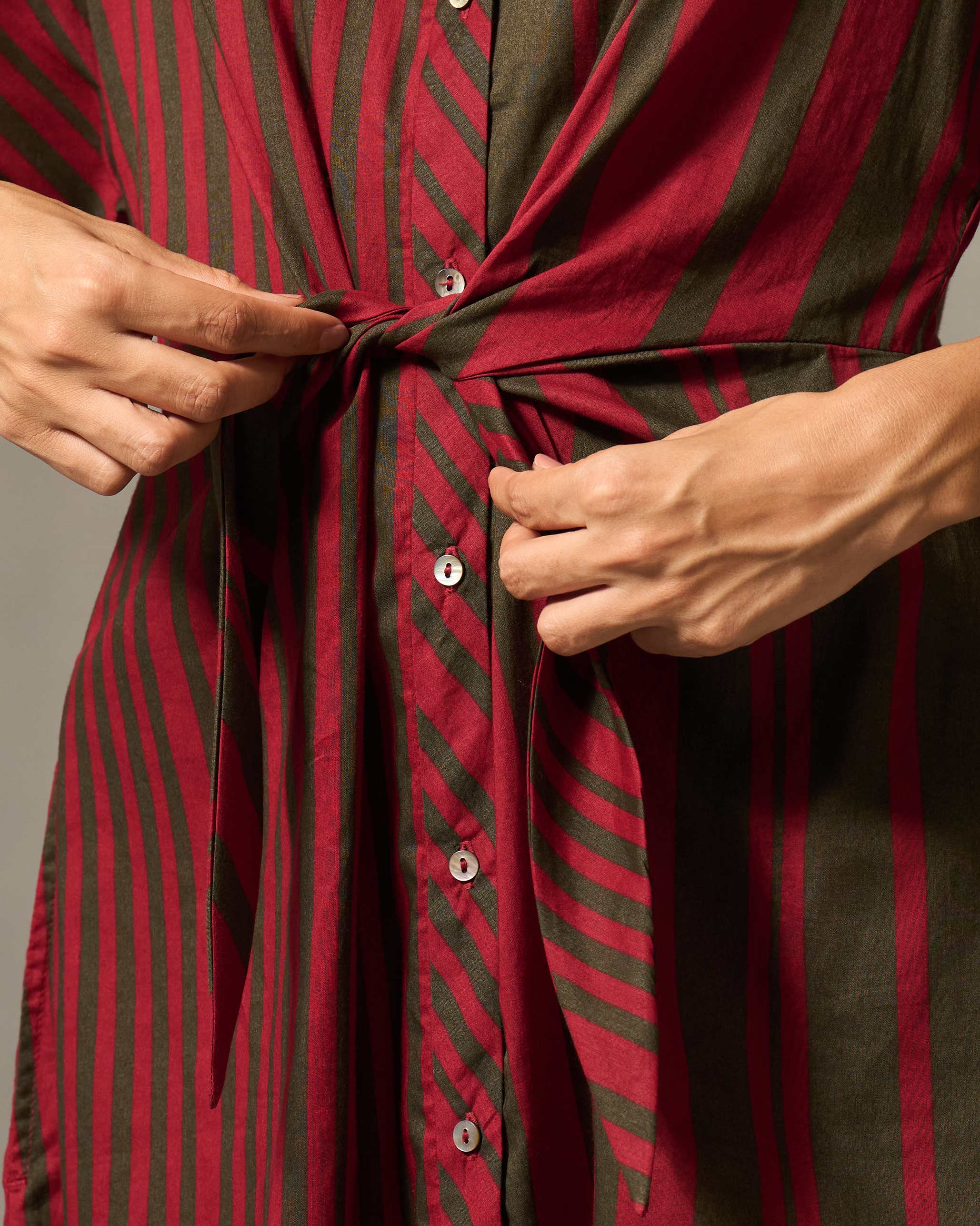 Tangier Shirt Dress - Red & Oak Brown Print - Image 3