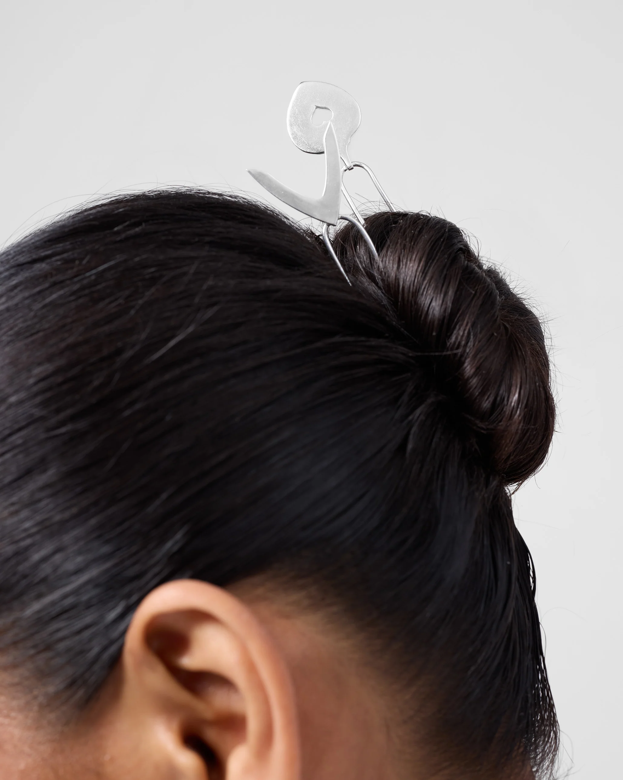 Teer Bun Pins Set of 2 - Silver - Image 2