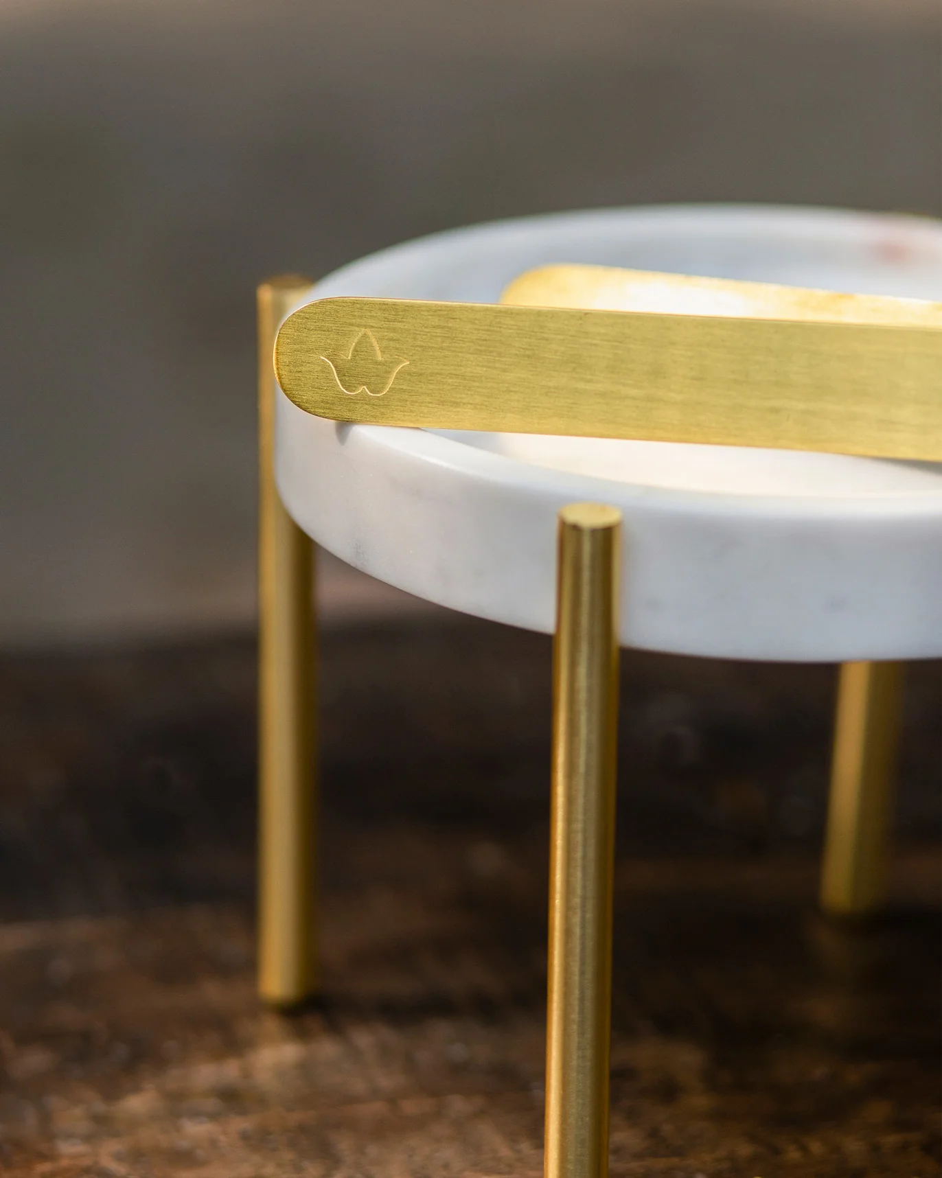 Teesta Stand Platter - Image 4