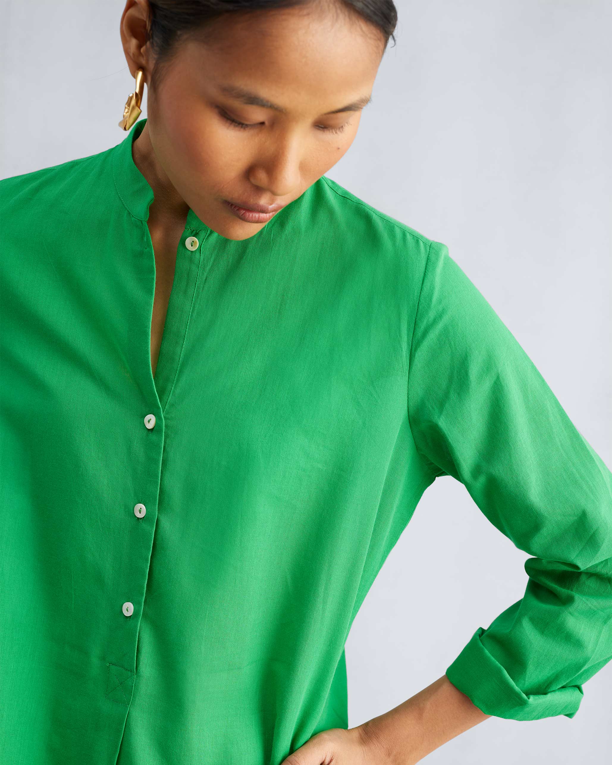 The Basic Mid Length Kurta Set - Green - Image 3