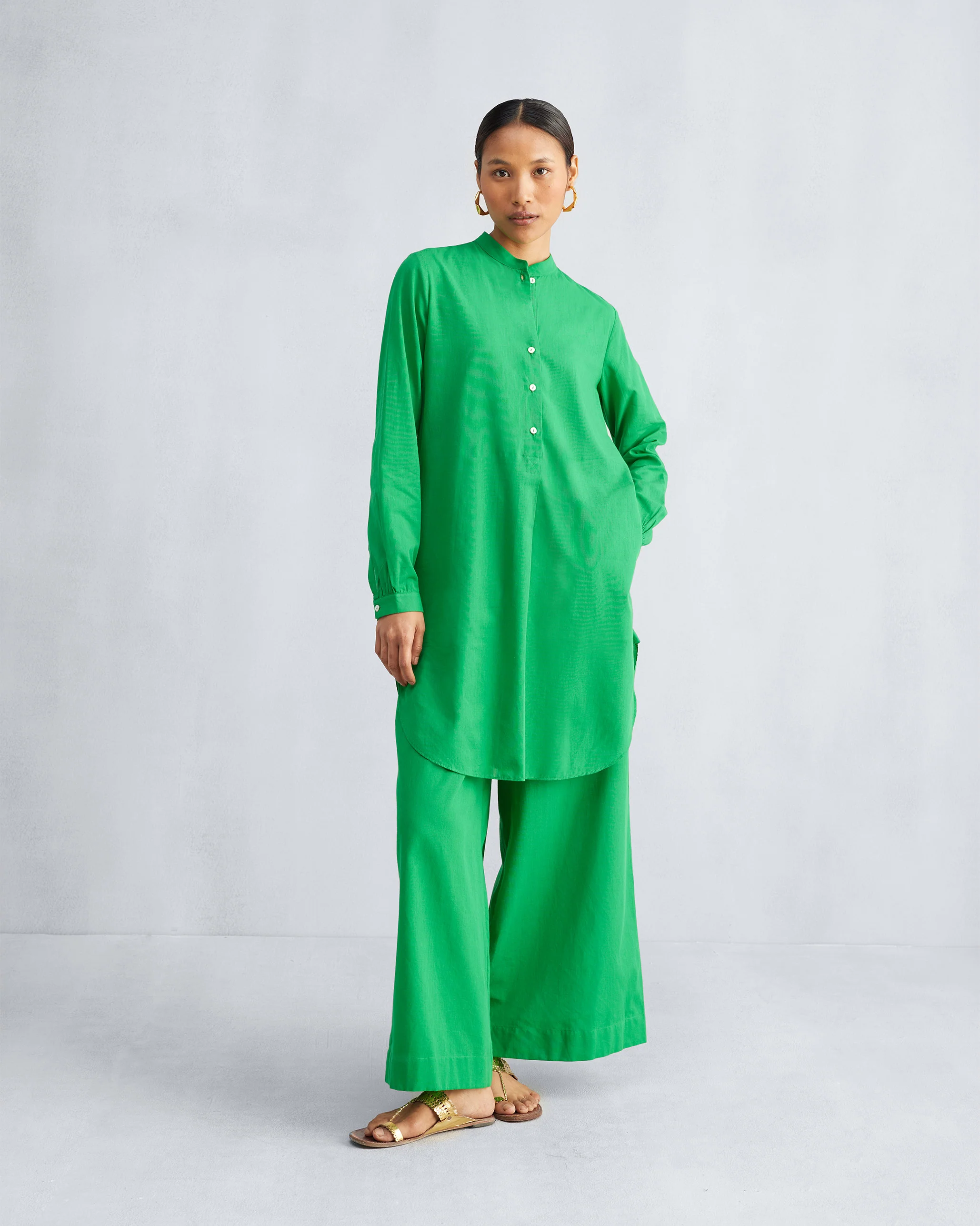 The Basic Mid Length Kurta Set - Green - Image 6