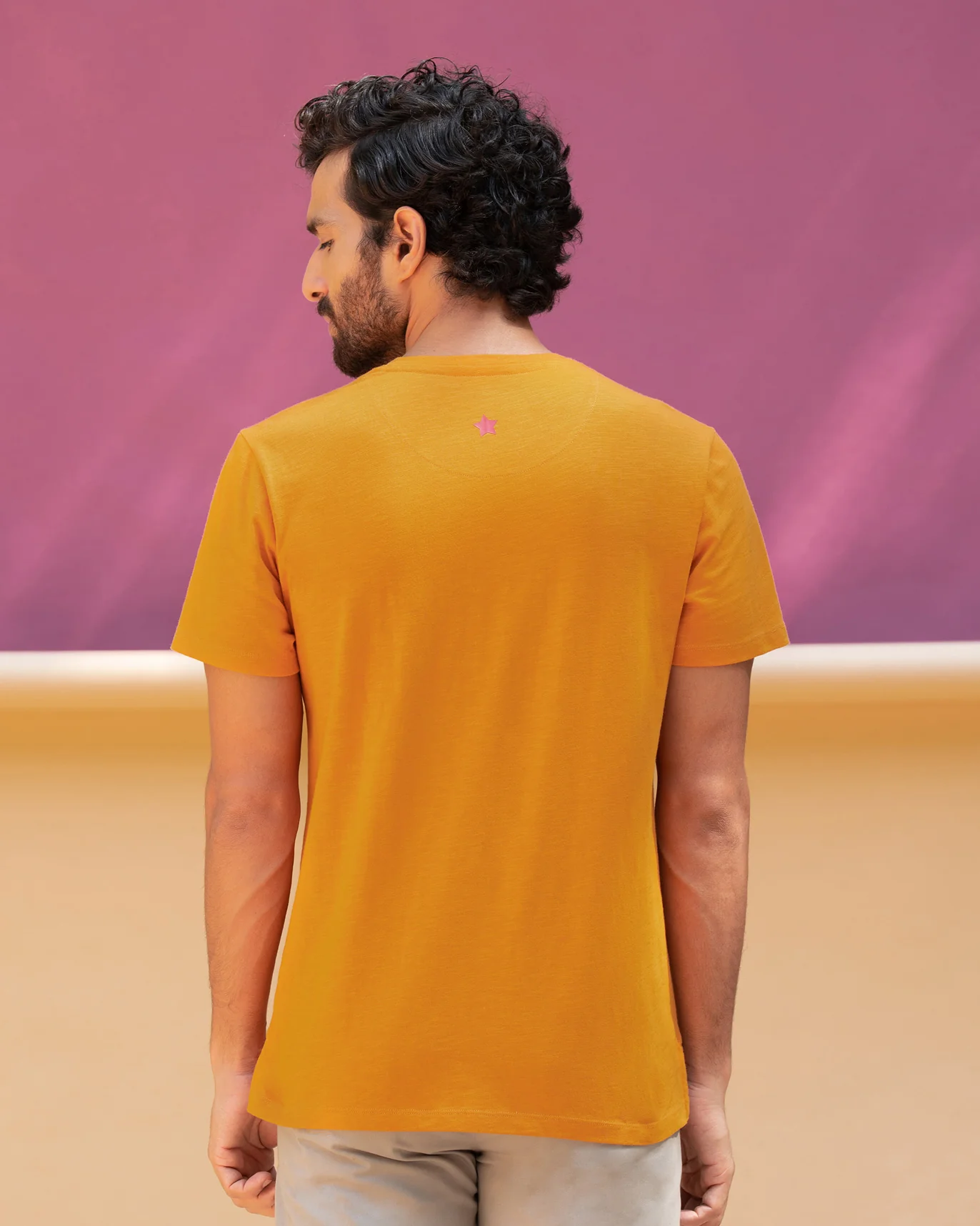 The King's Queen T-shirt - Sandstone - Image 3