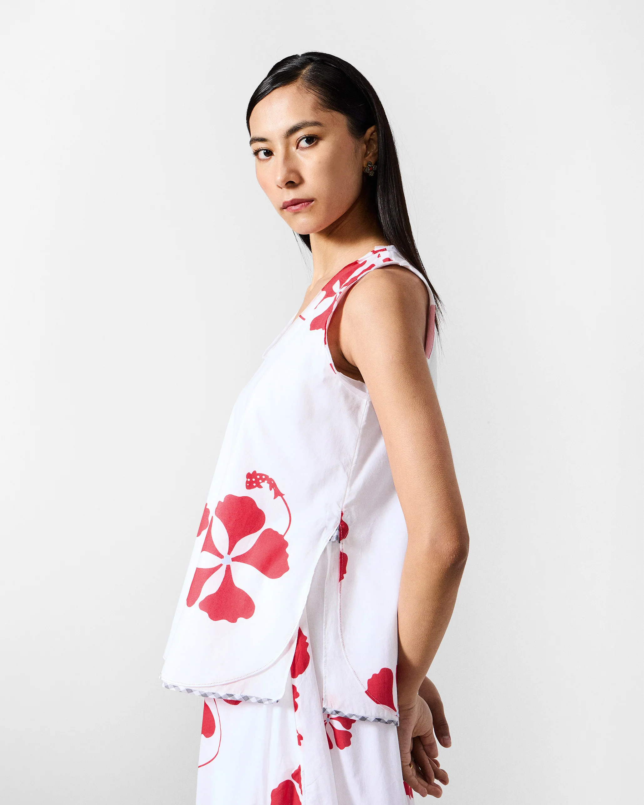 The Kiva Set - White & Red Printed - Image 2