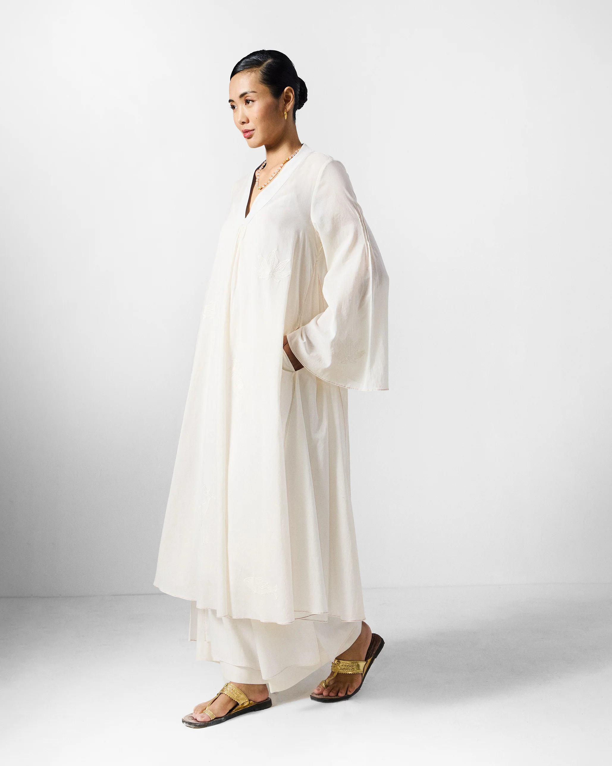 The Mirai Kurta Set - Ivory - Image 2