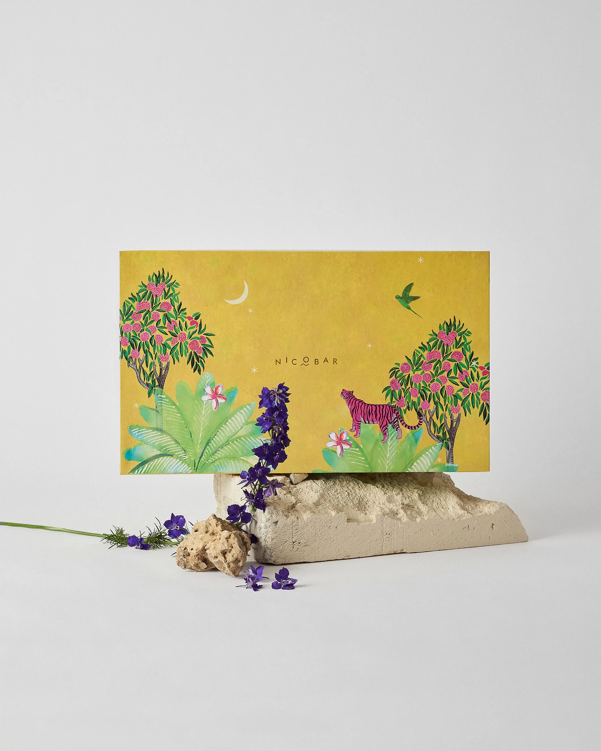 The Nostalgia Gift Set - Image 4